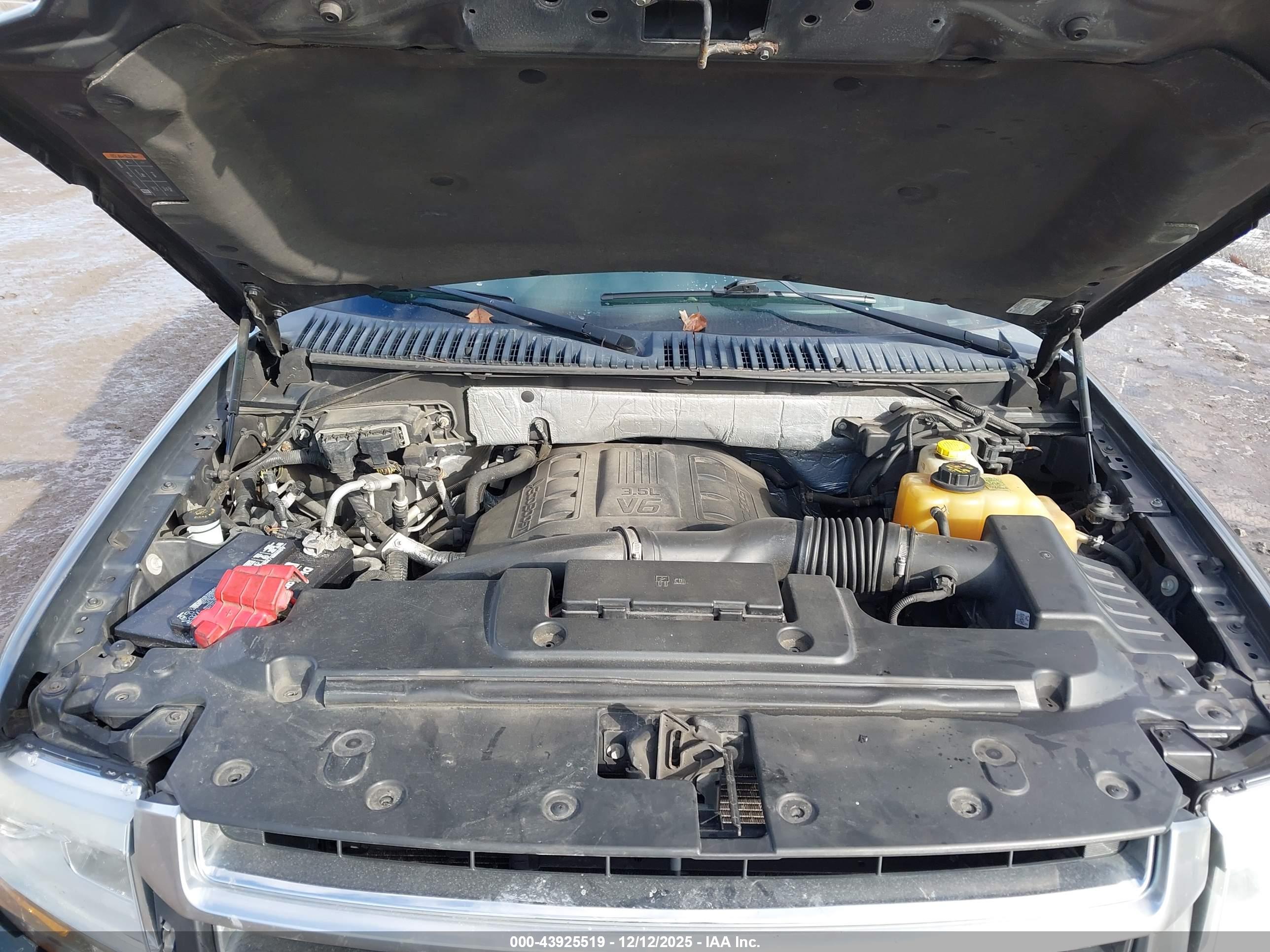 FORD EXPEDITION image 10