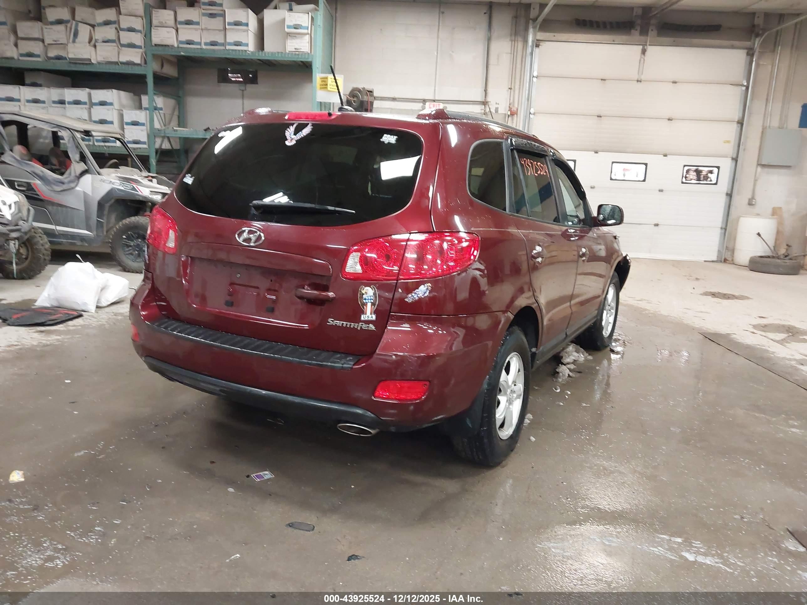 HYUNDAI SANTA image 4