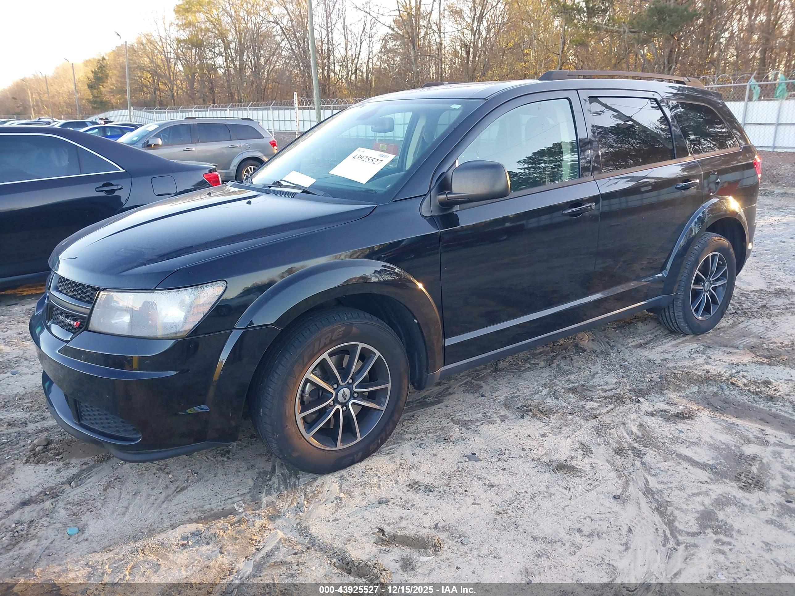DODGE JOURNEY image 2