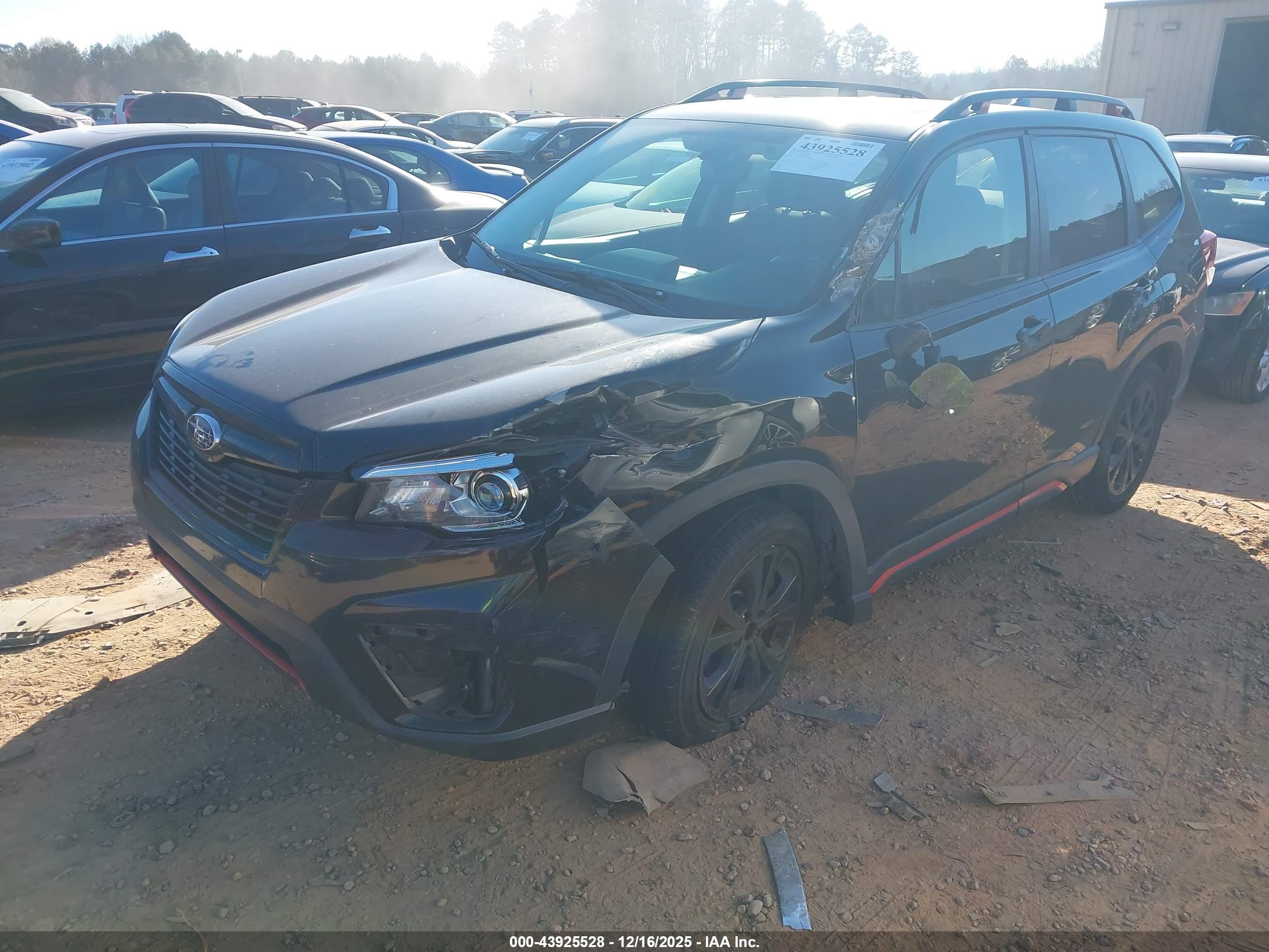 SUBARU FORESTER image 2