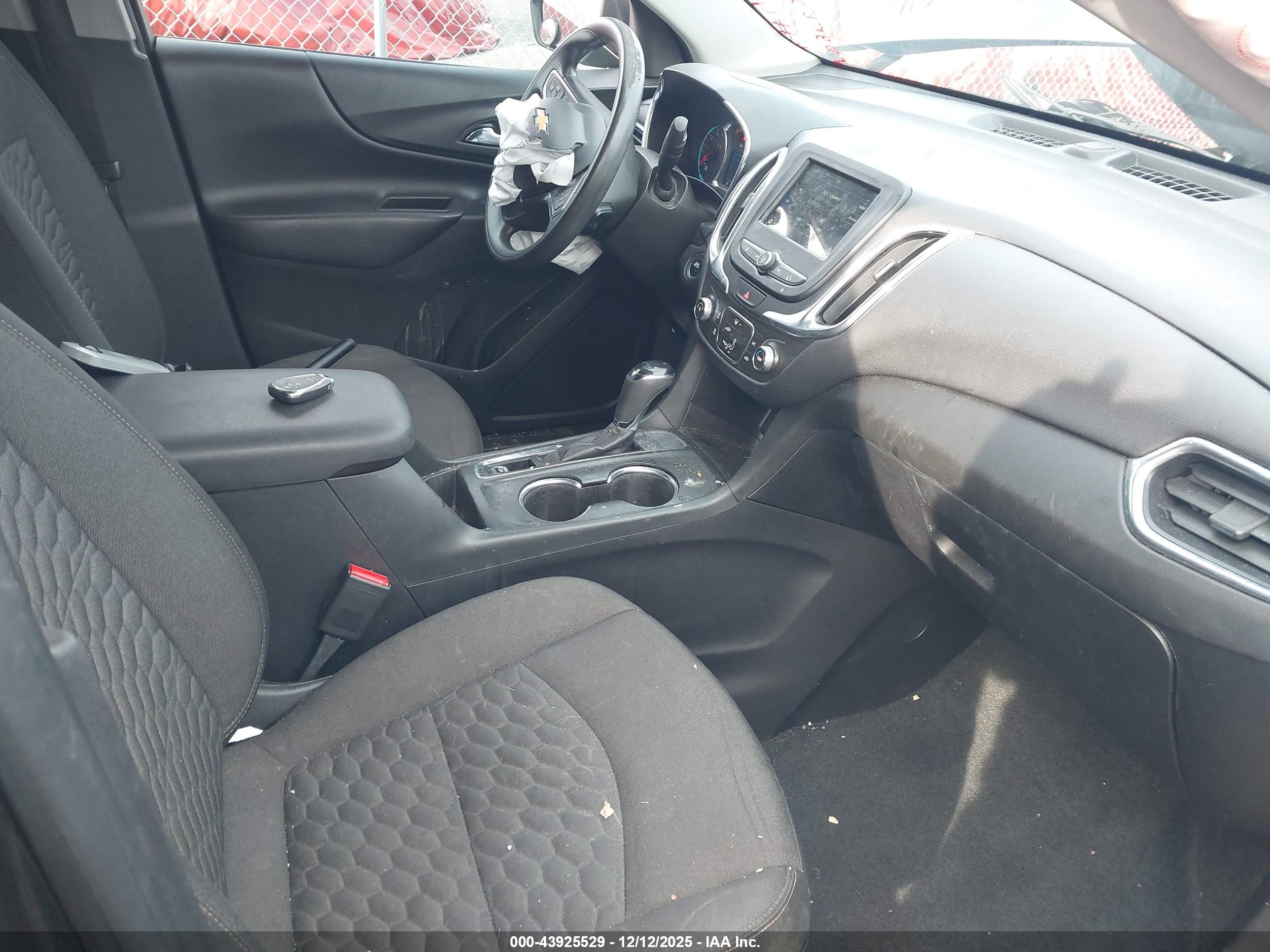 CHEVROLET EQUINOX image 5