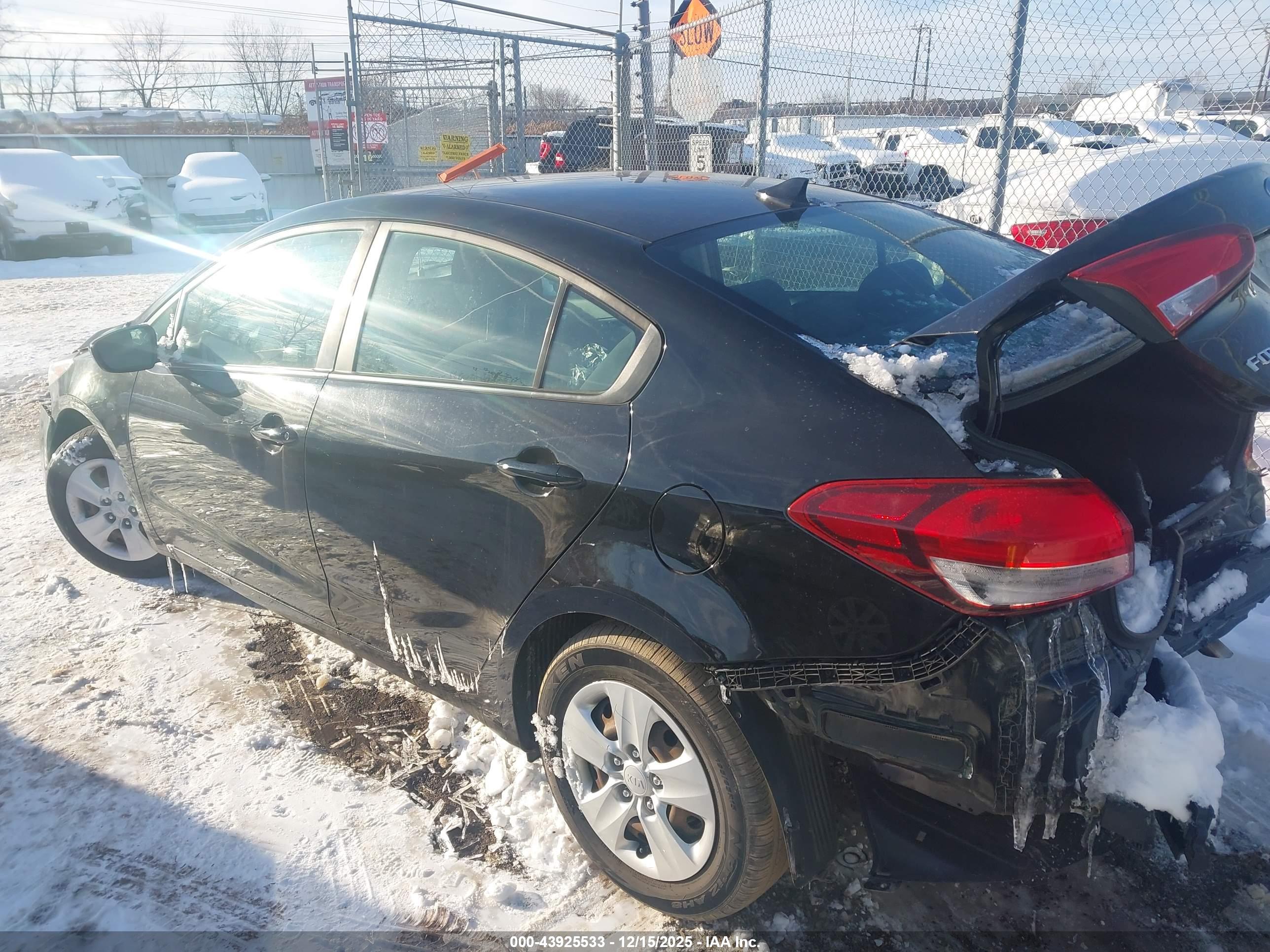 KIA FORTE image 3