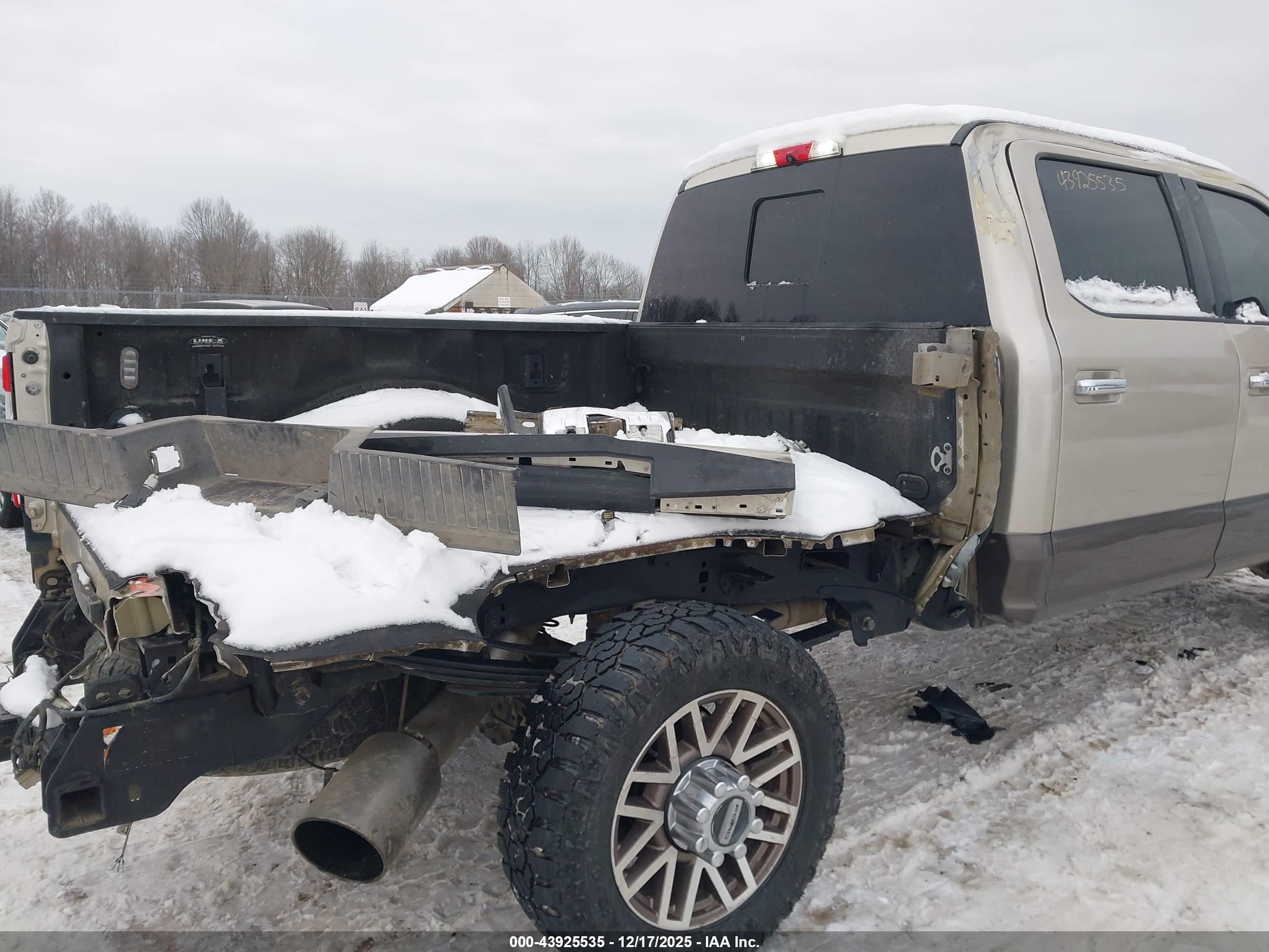 FORD F-350 image 6