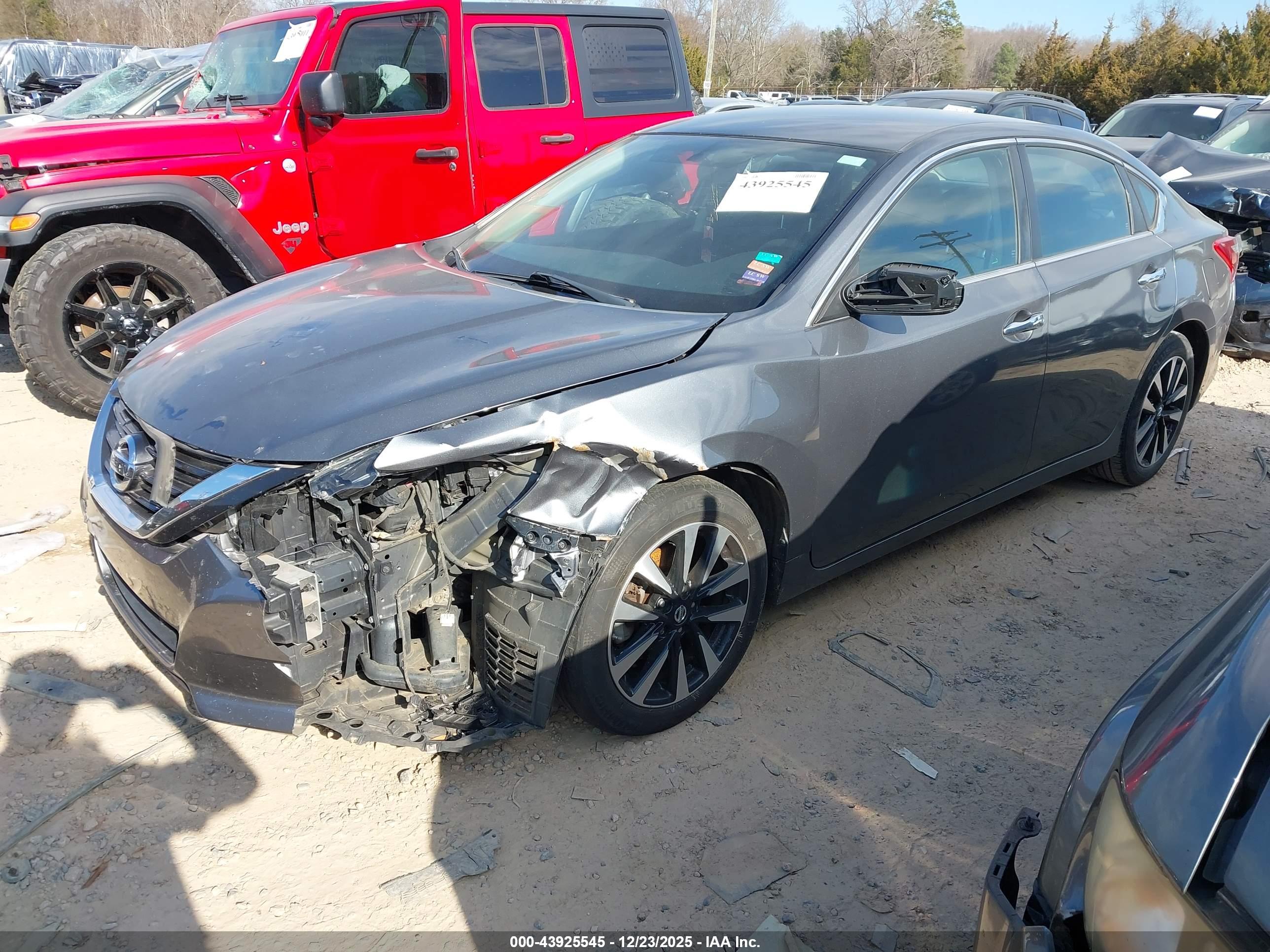 NISSAN ALTIMA image 2