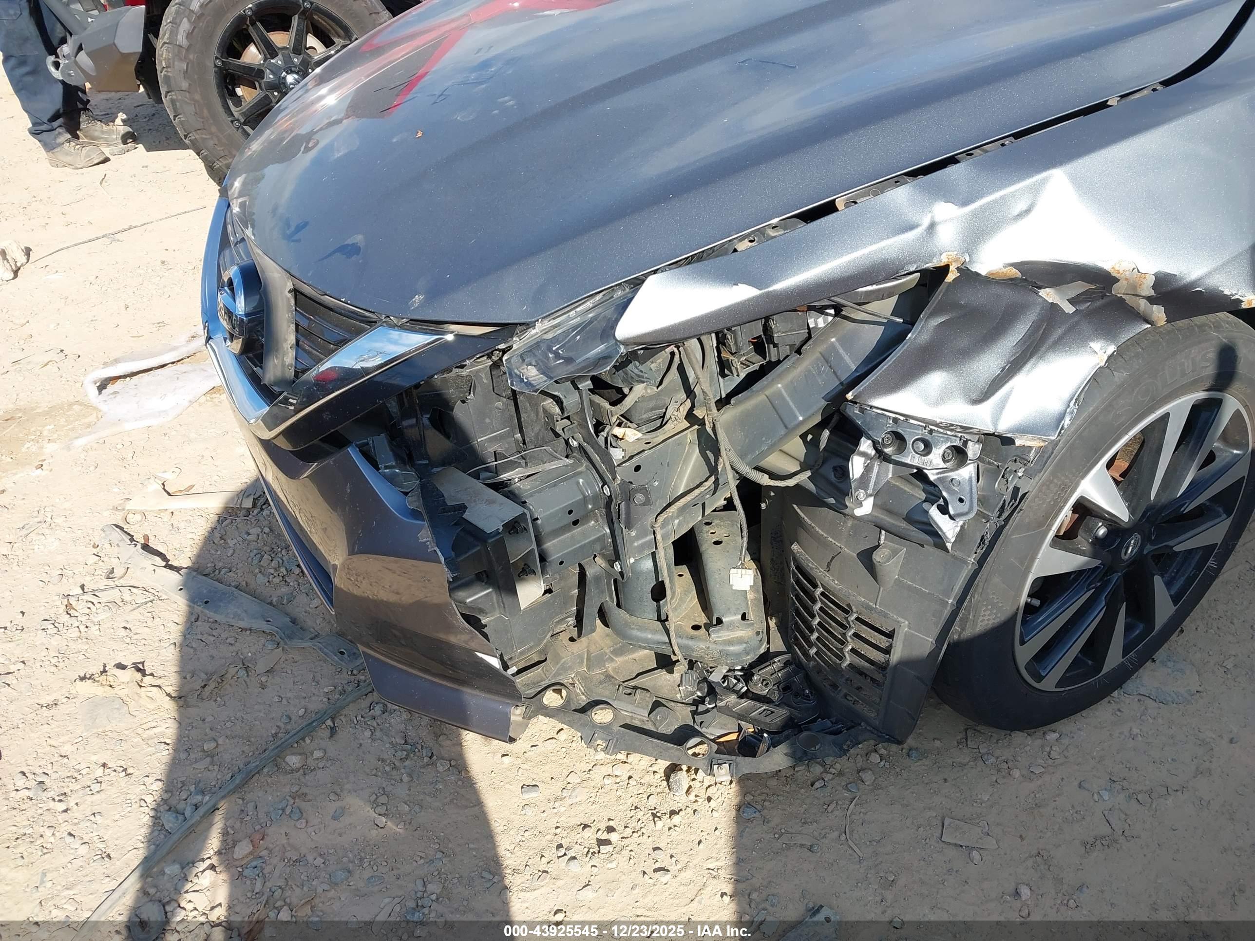 NISSAN ALTIMA image 6