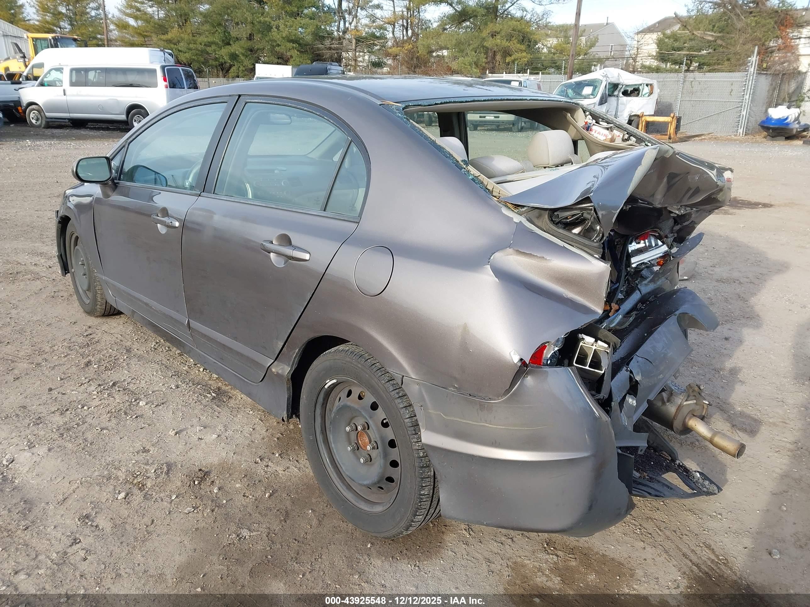 HONDA CIVIC image 3