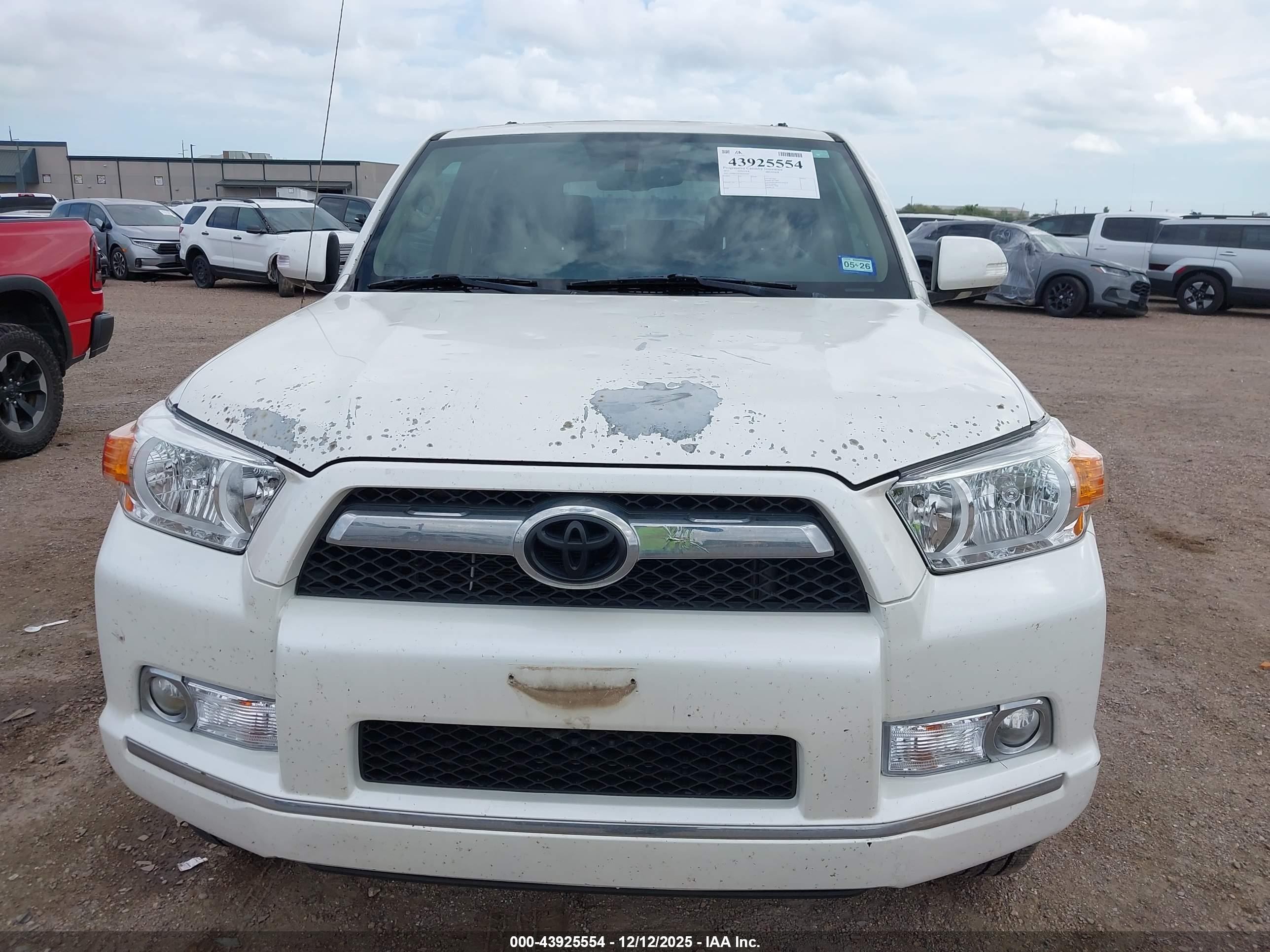 TOYOTA 4RUNNER image 6