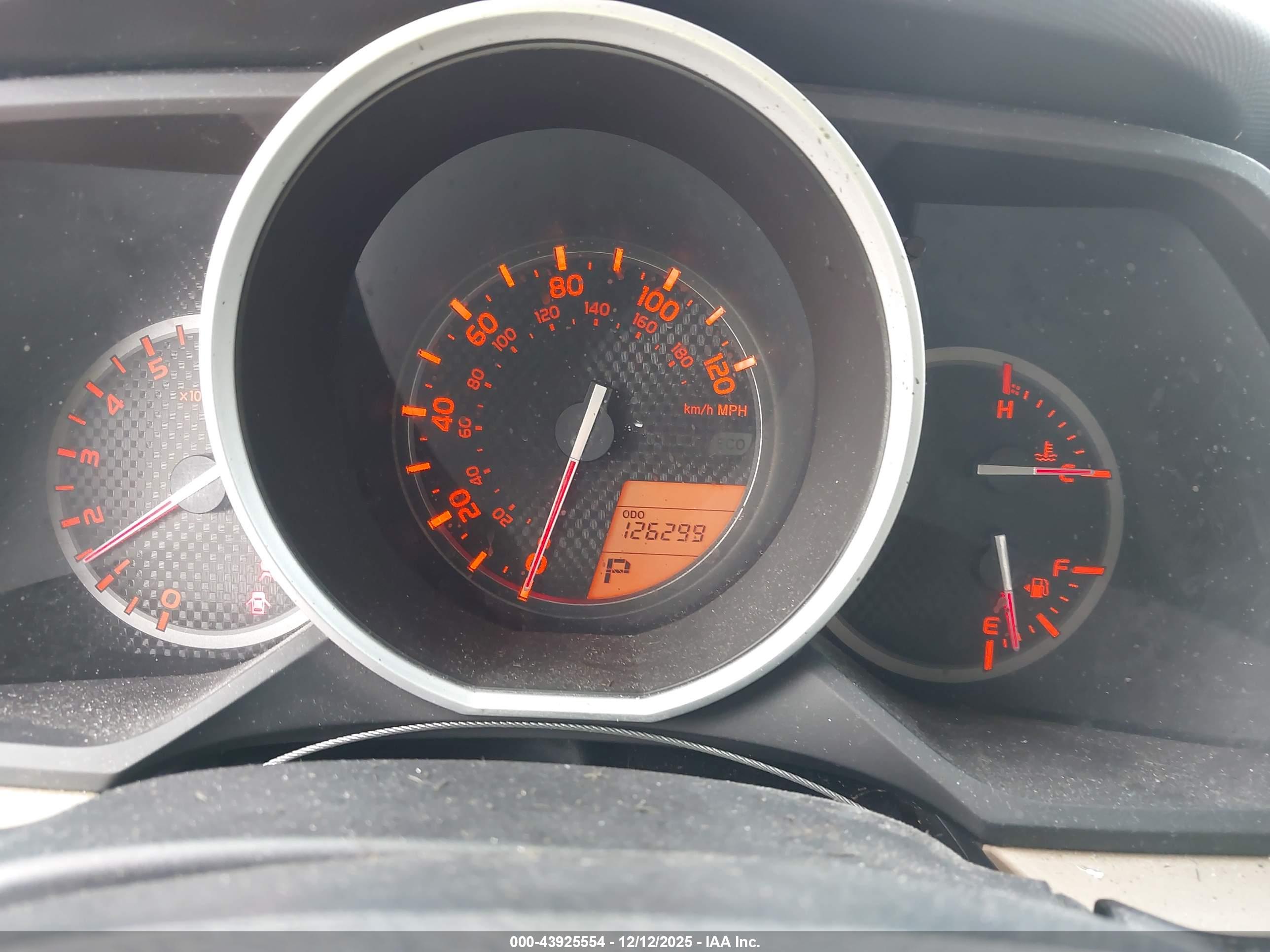 TOYOTA 4RUNNER image 7