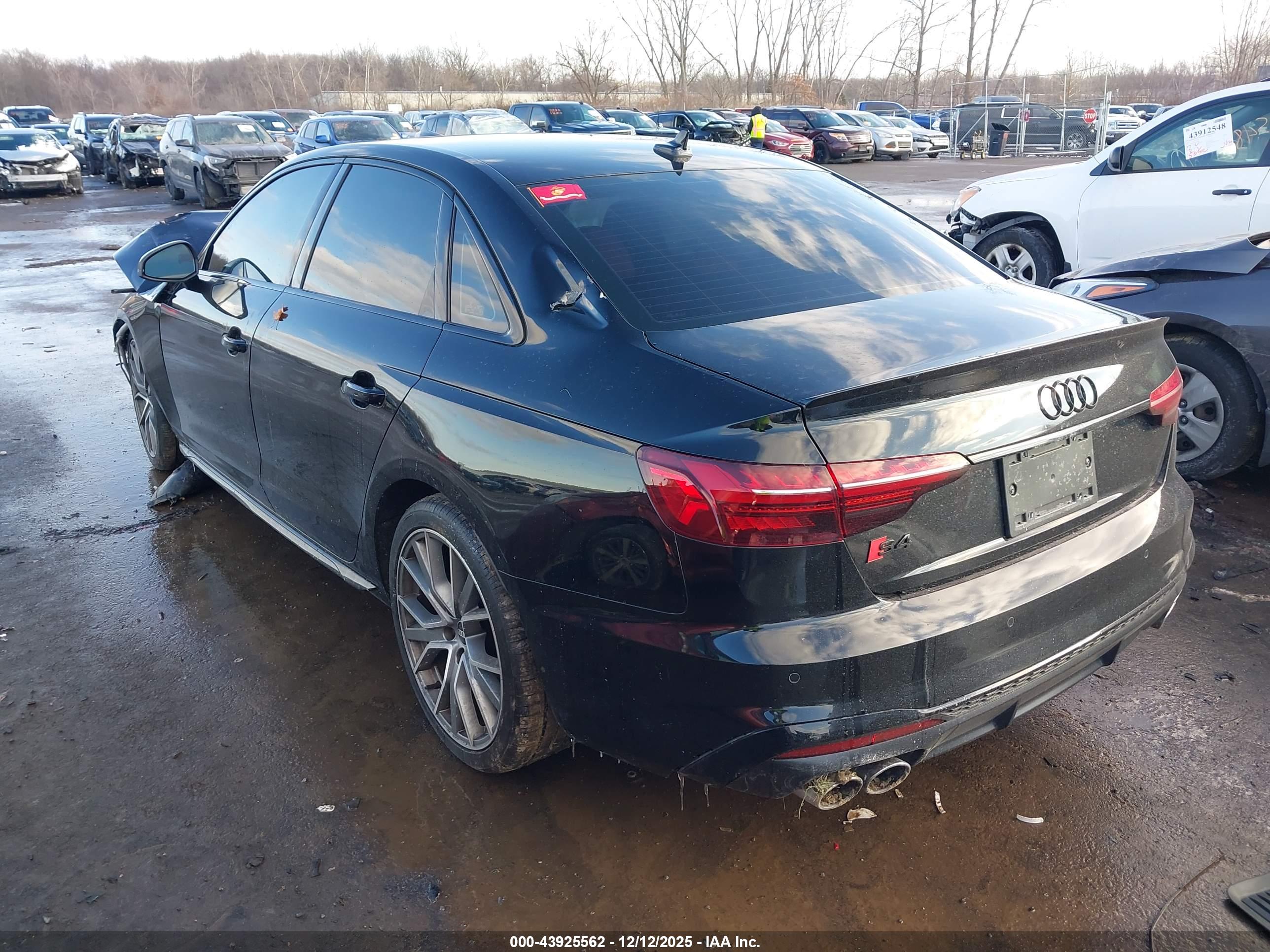 AUDI S4 image 3