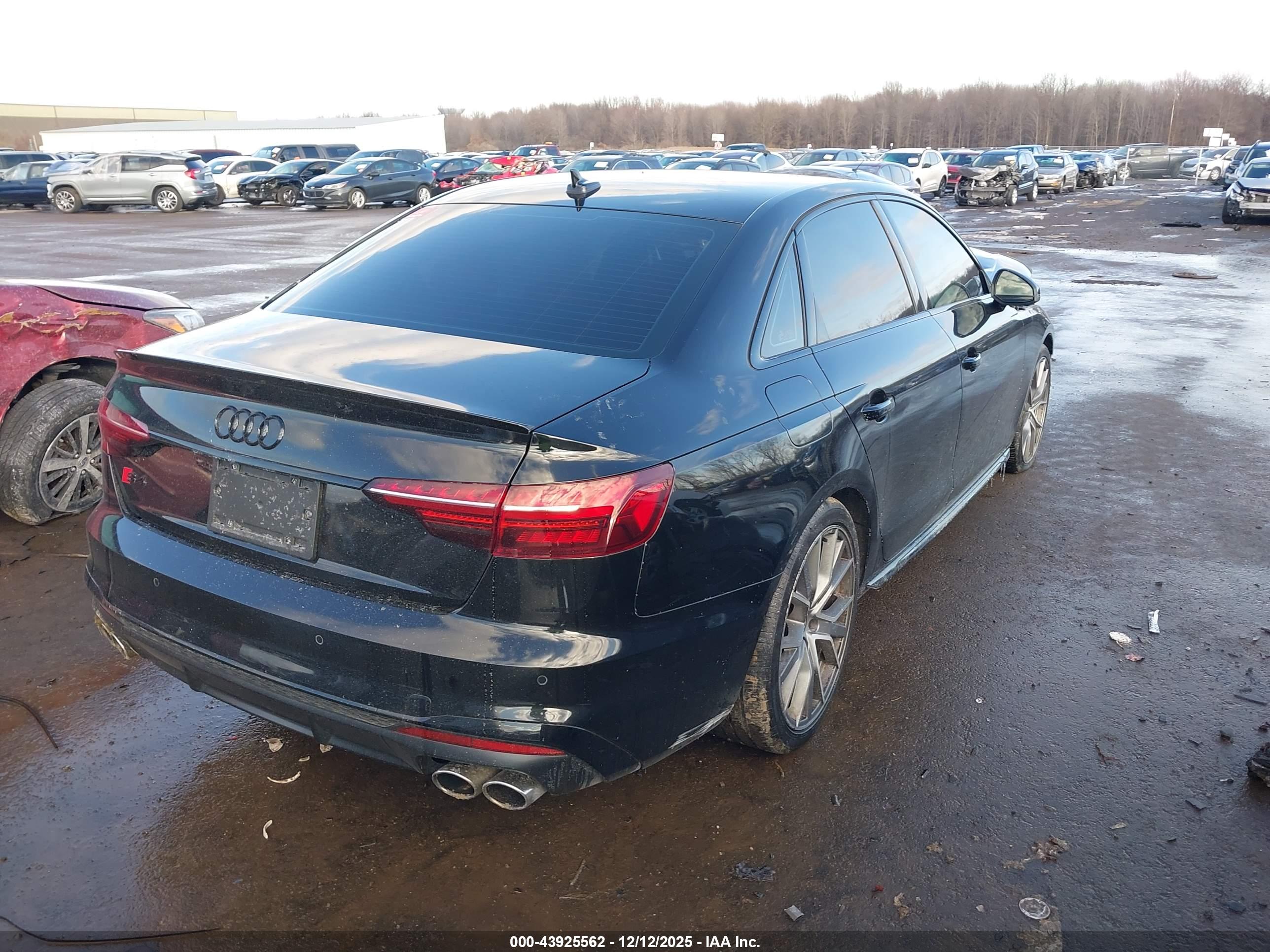 AUDI S4 image 4