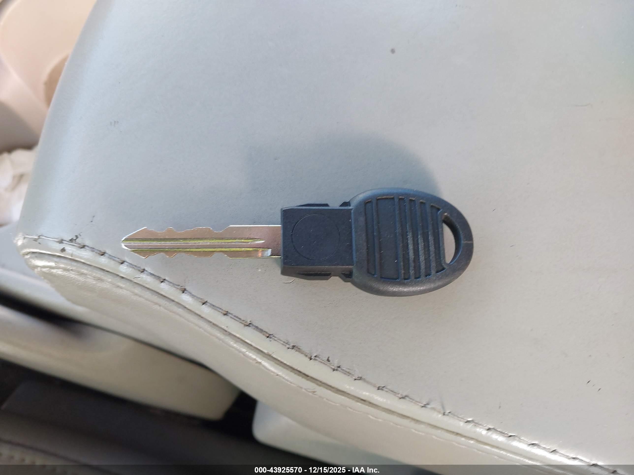 JEEP GRAND image 11