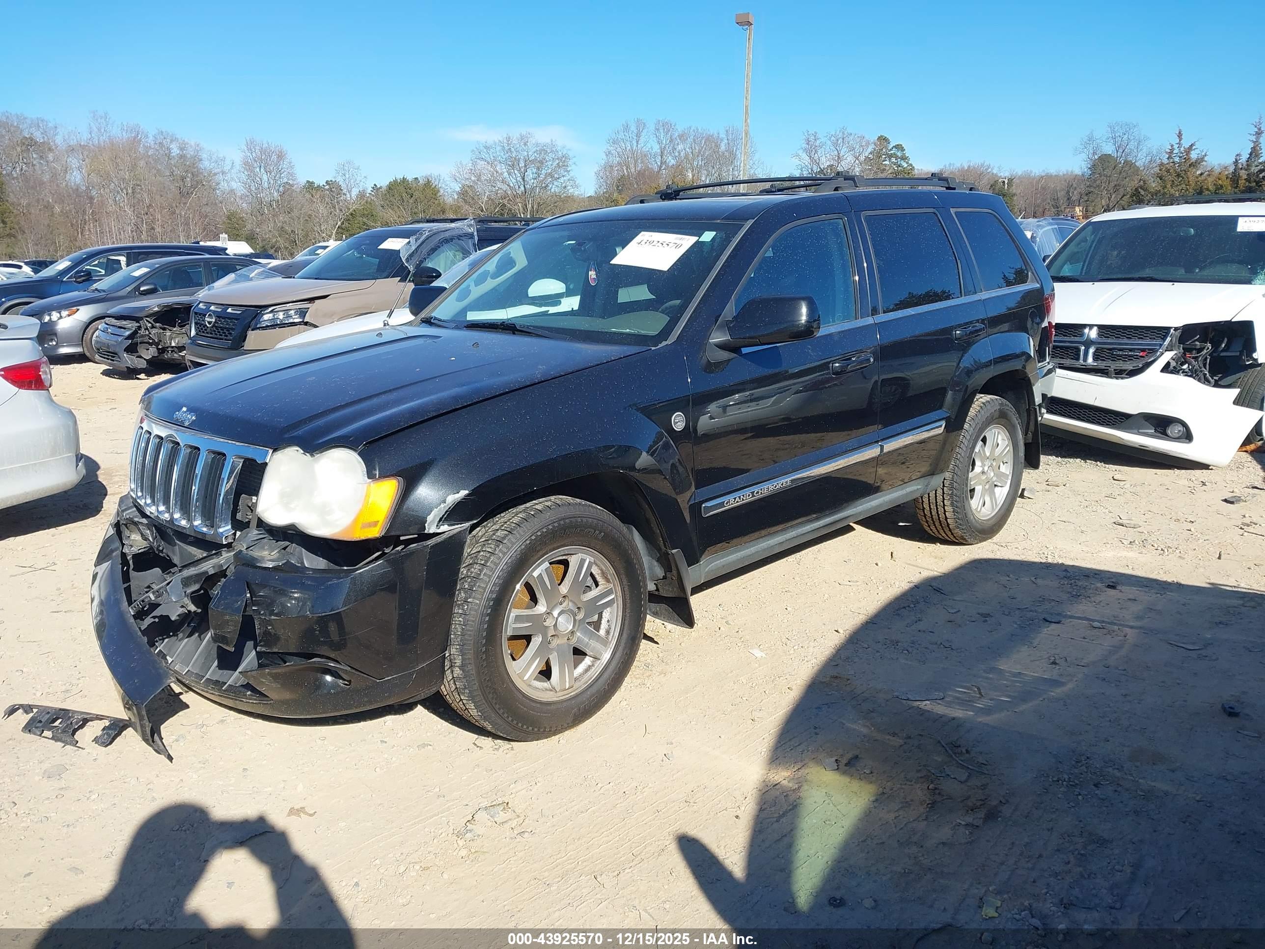 JEEP GRAND image 2