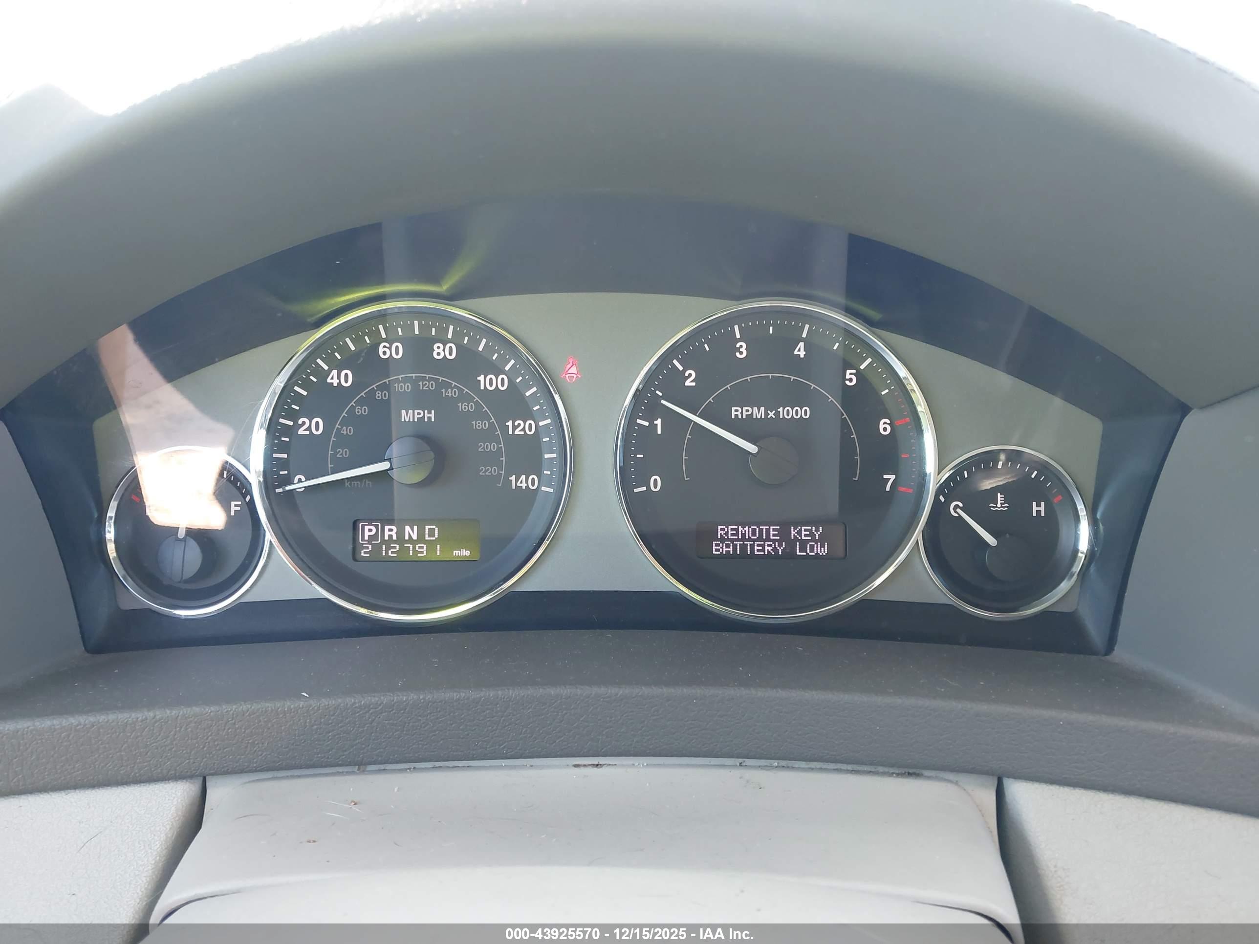 JEEP GRAND image 7