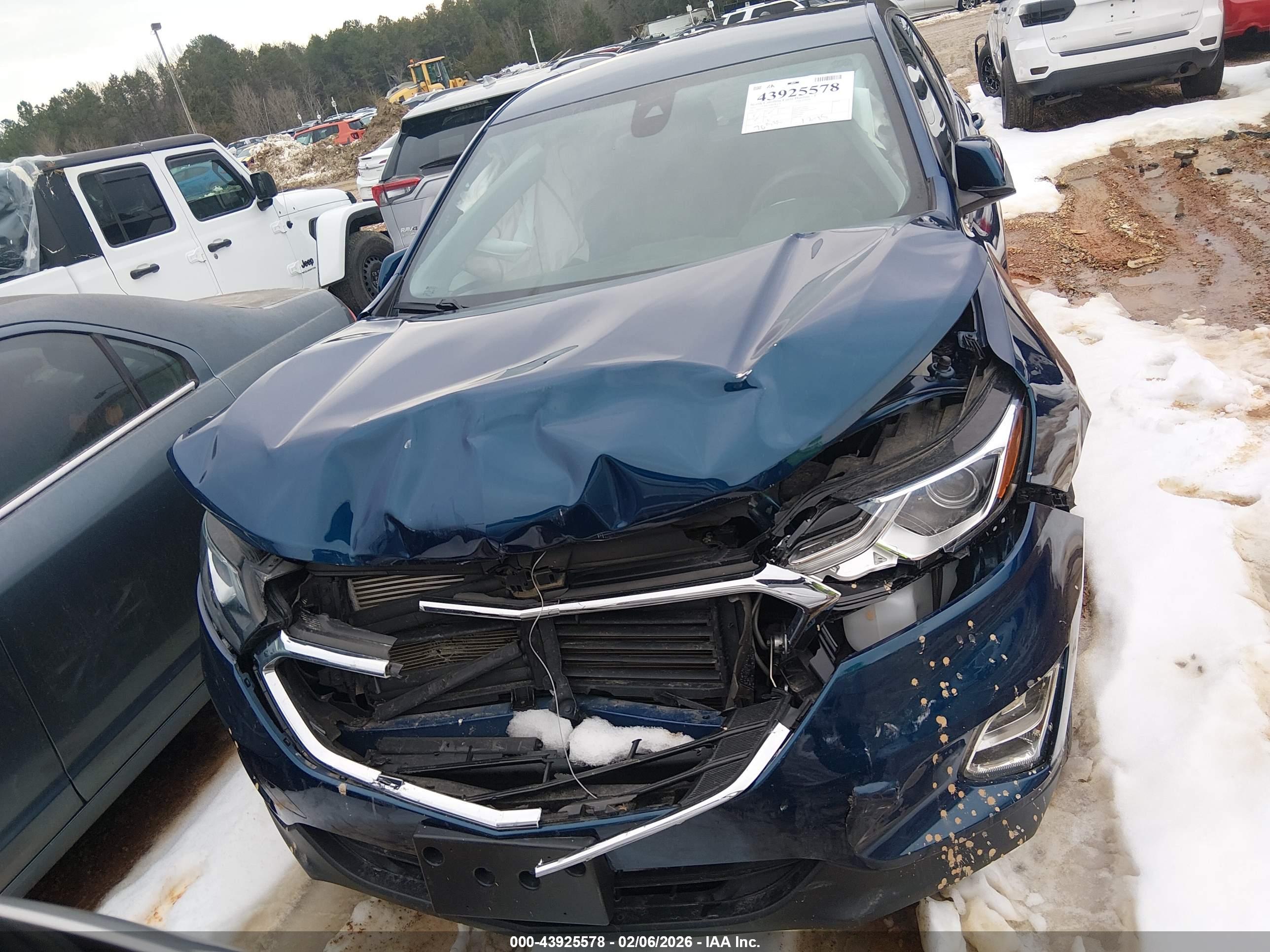 CHEVROLET EQUINOX image 6