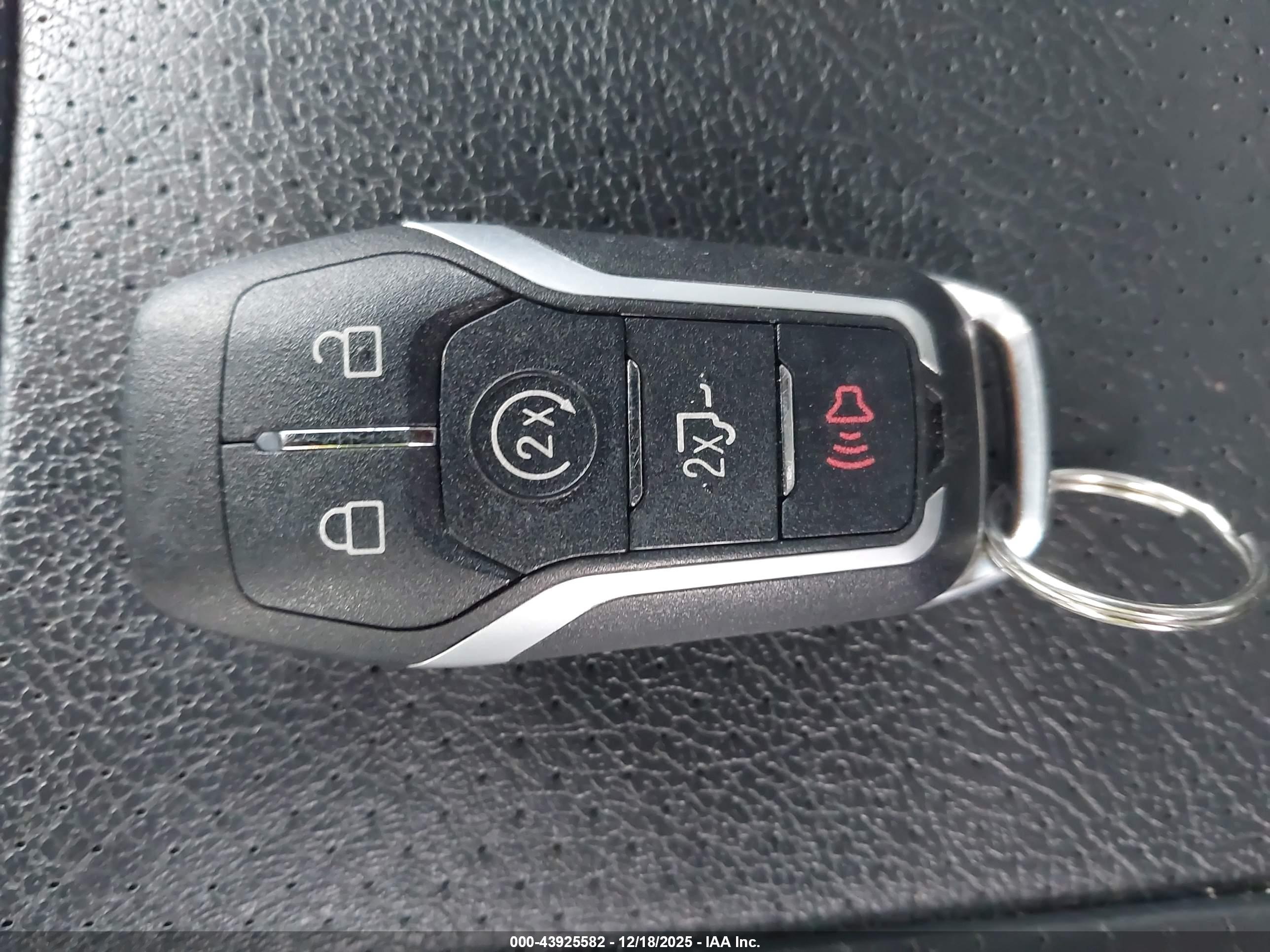 FORD EXPLORER image 11