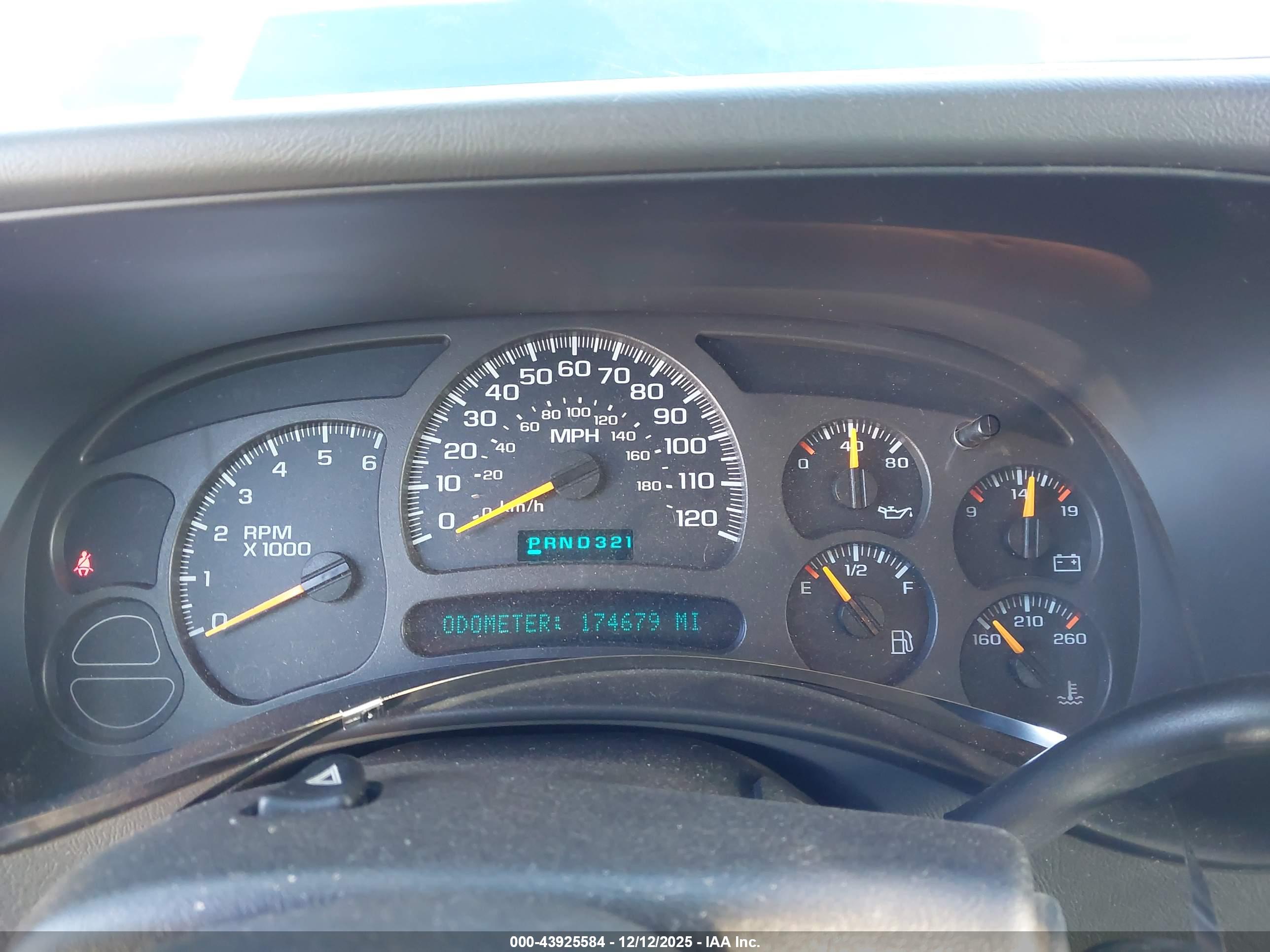 CHEVROLET AVALANCHE image 7