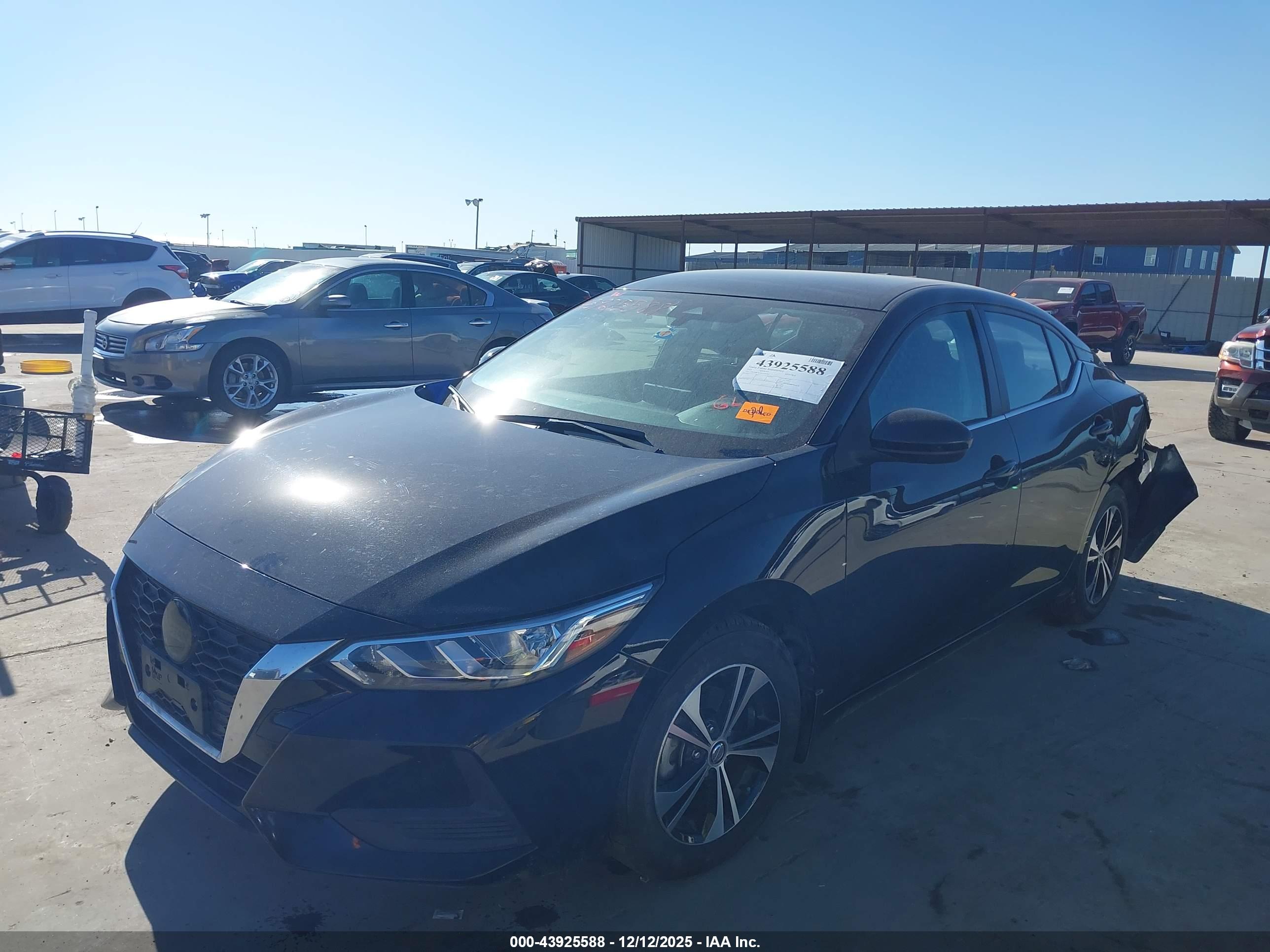 NISSAN SENTRA image 2