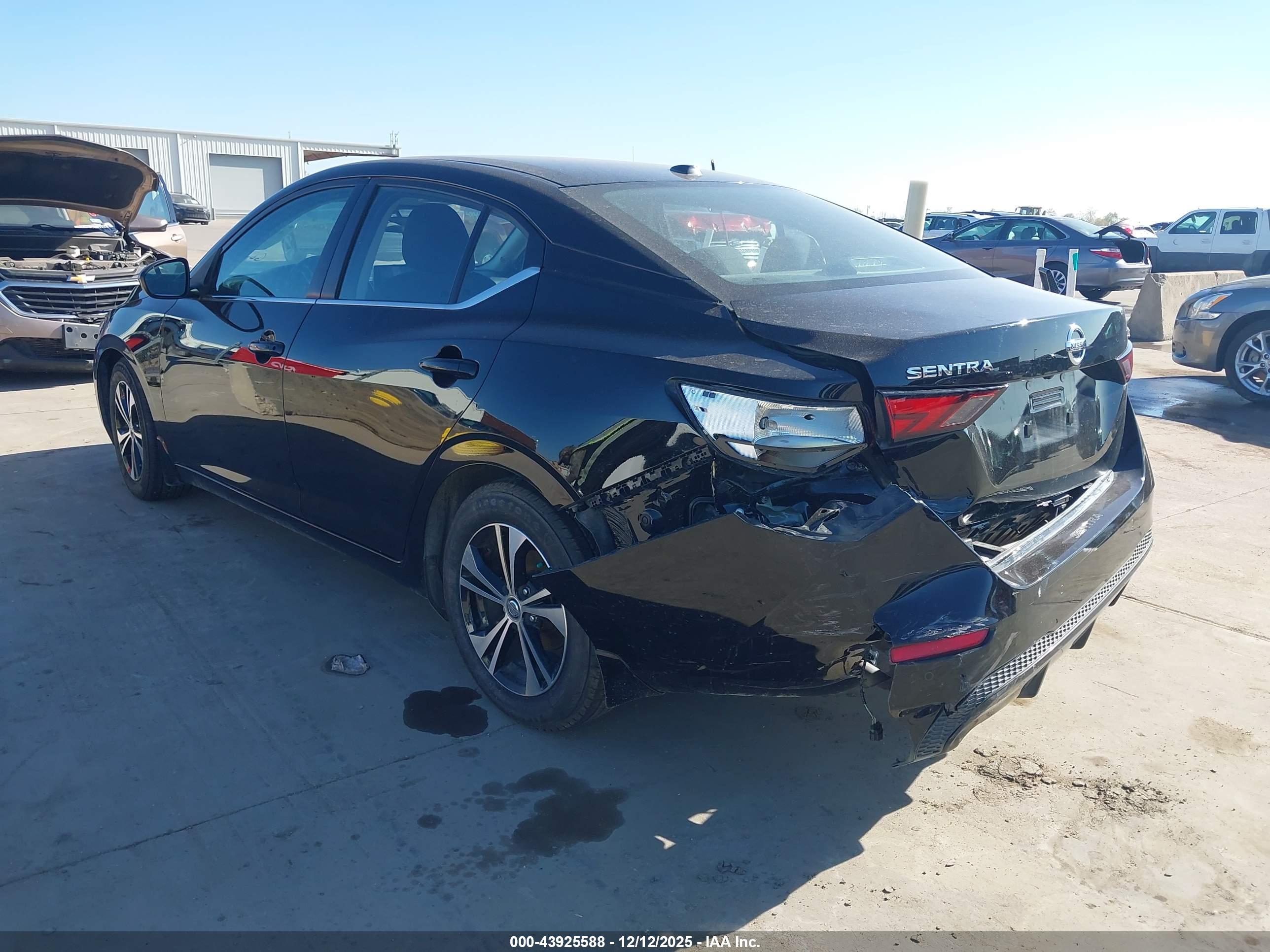 NISSAN SENTRA image 3
