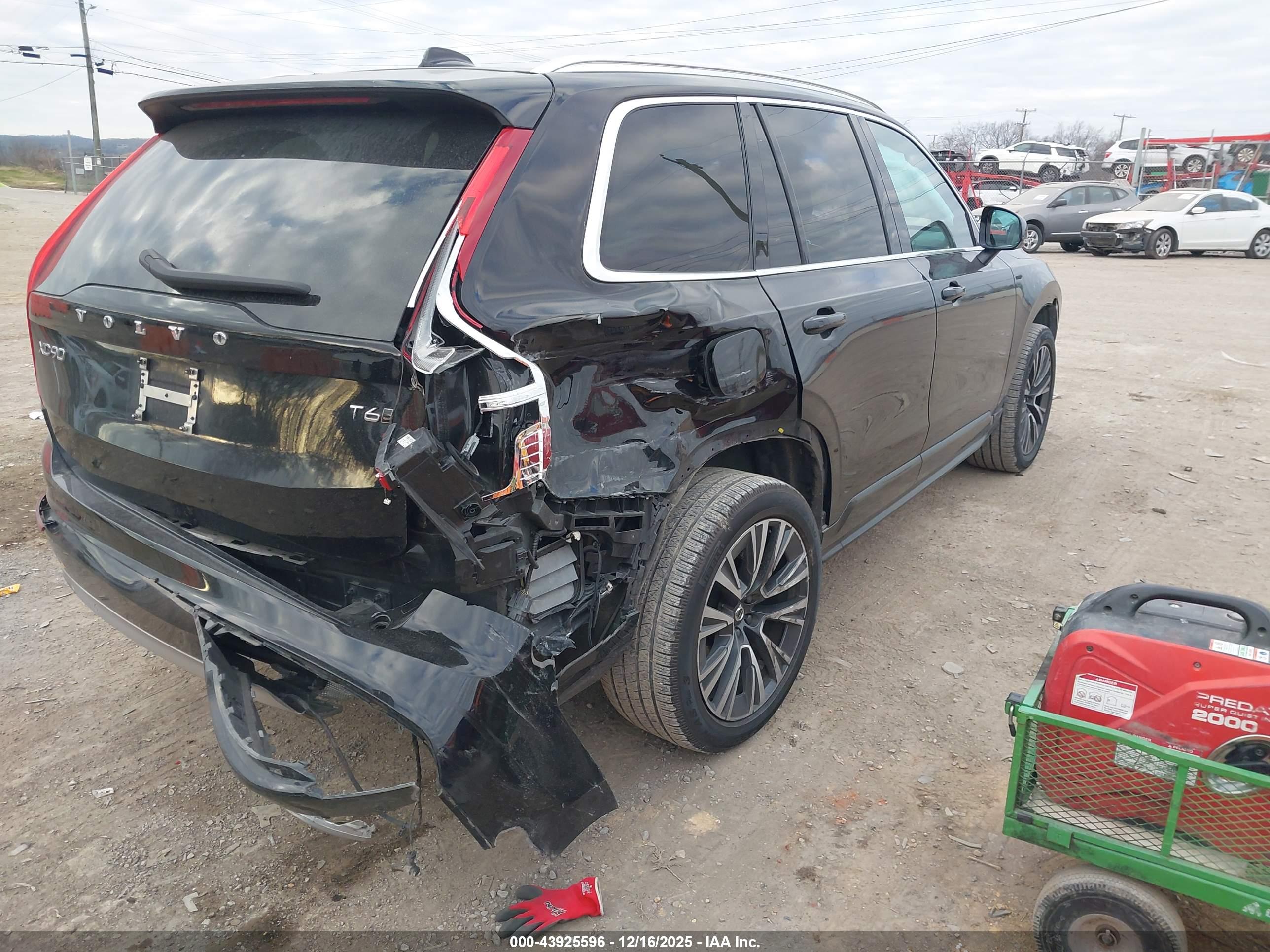 VOLVO XC90 image 4