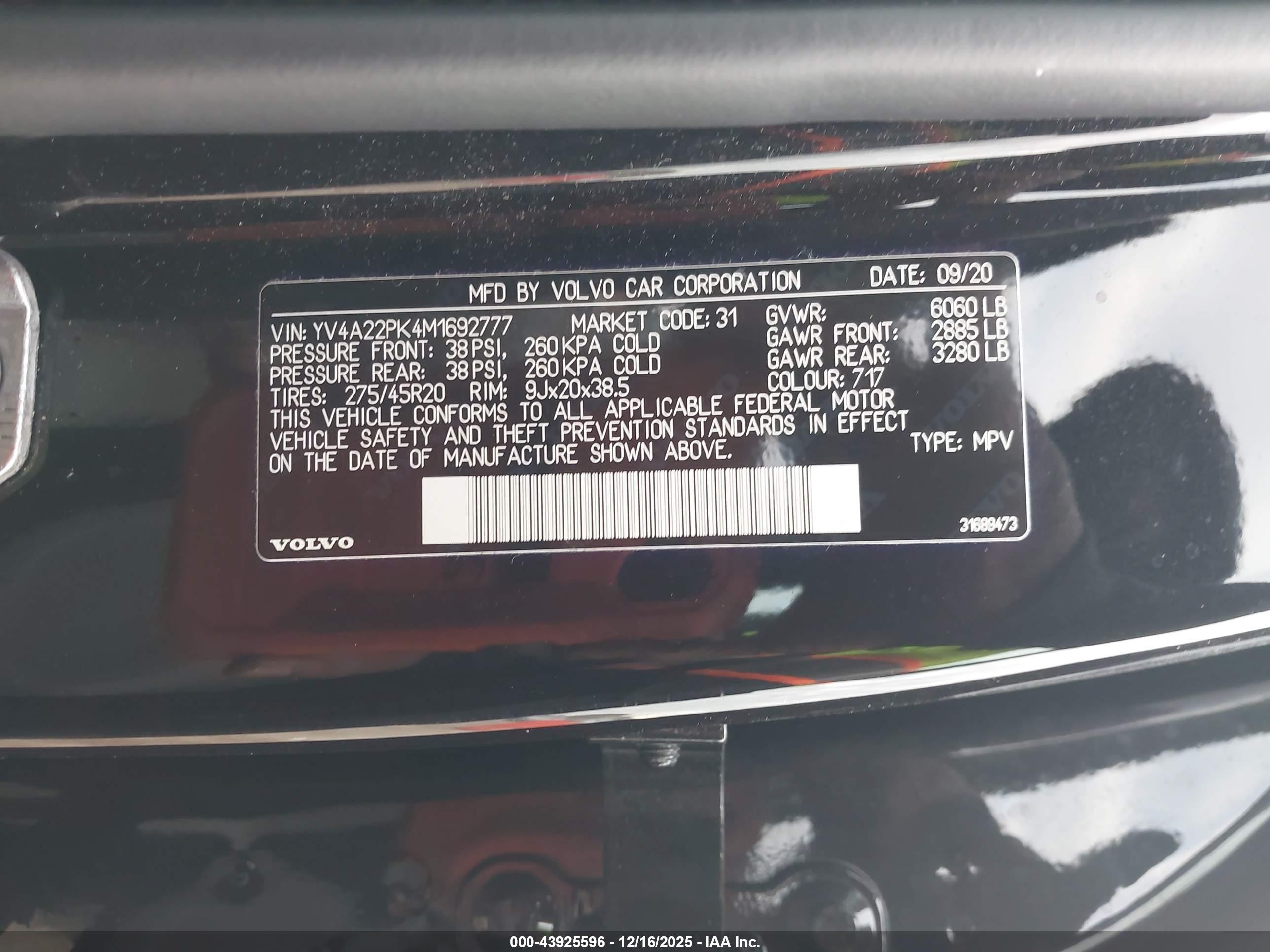 VOLVO XC90 image 9