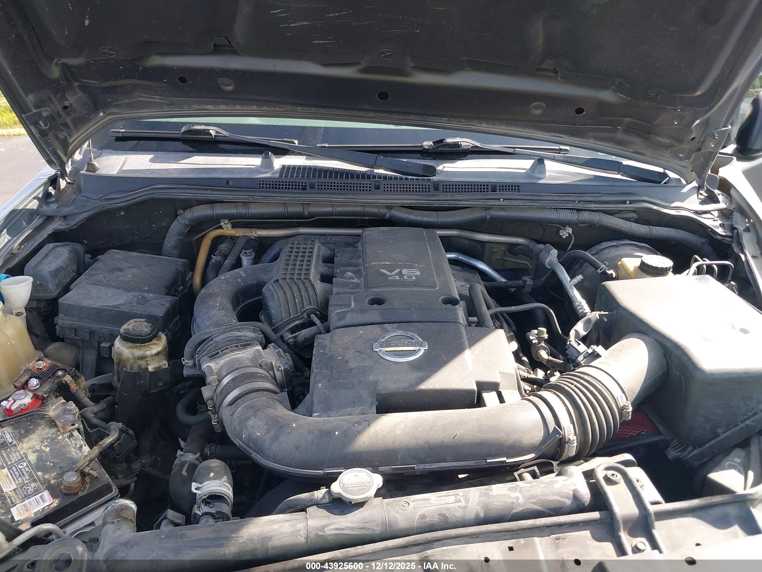 NISSAN FRONTIER image 10