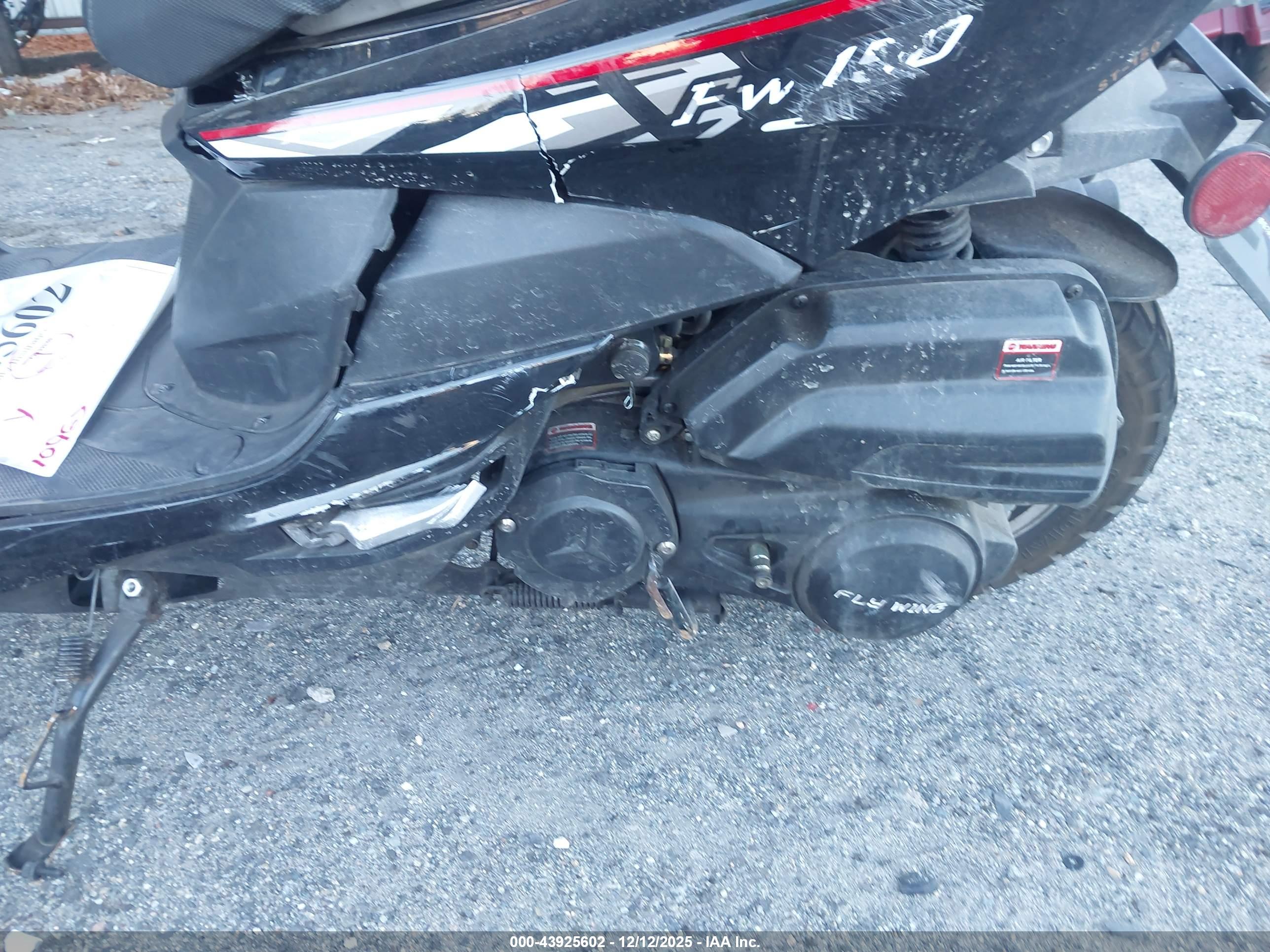 TZTC SCOOTER image 9