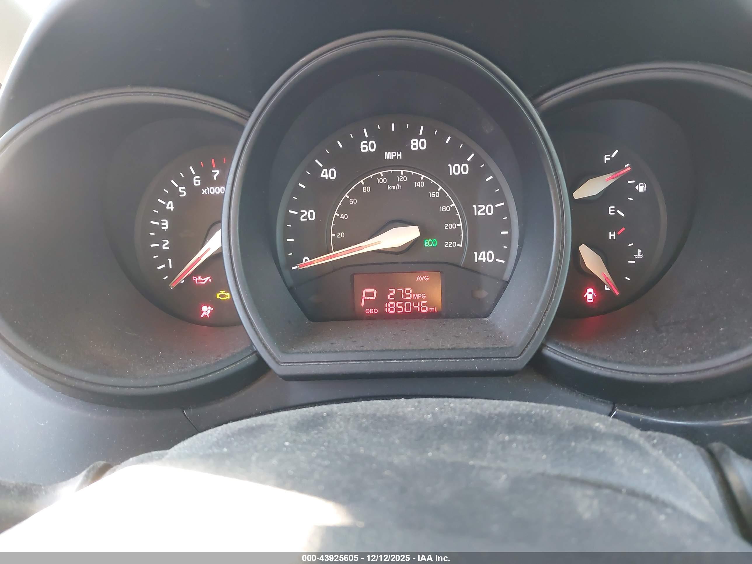 KIA RIO image 7
