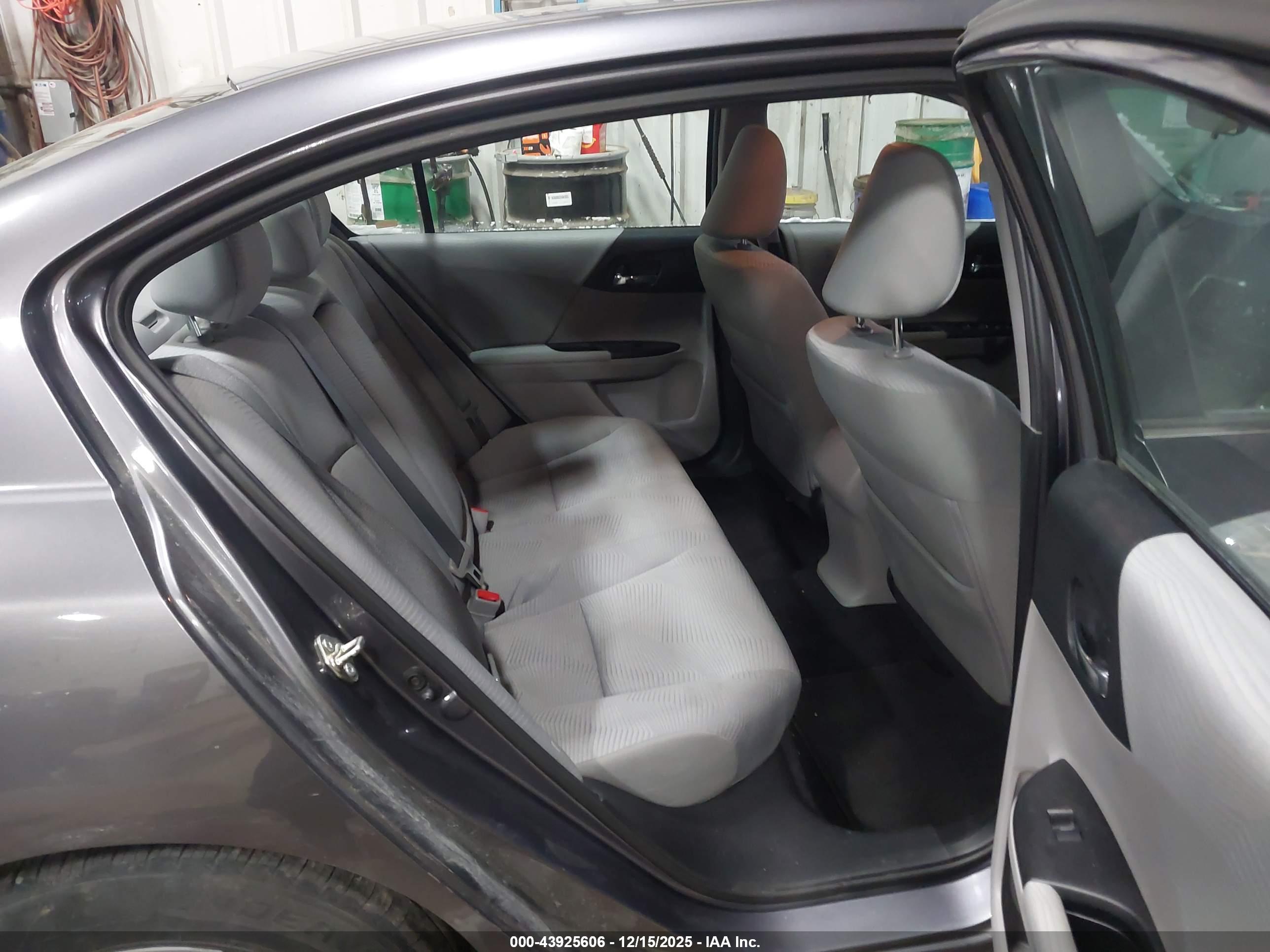 HONDA ACCORD image 8