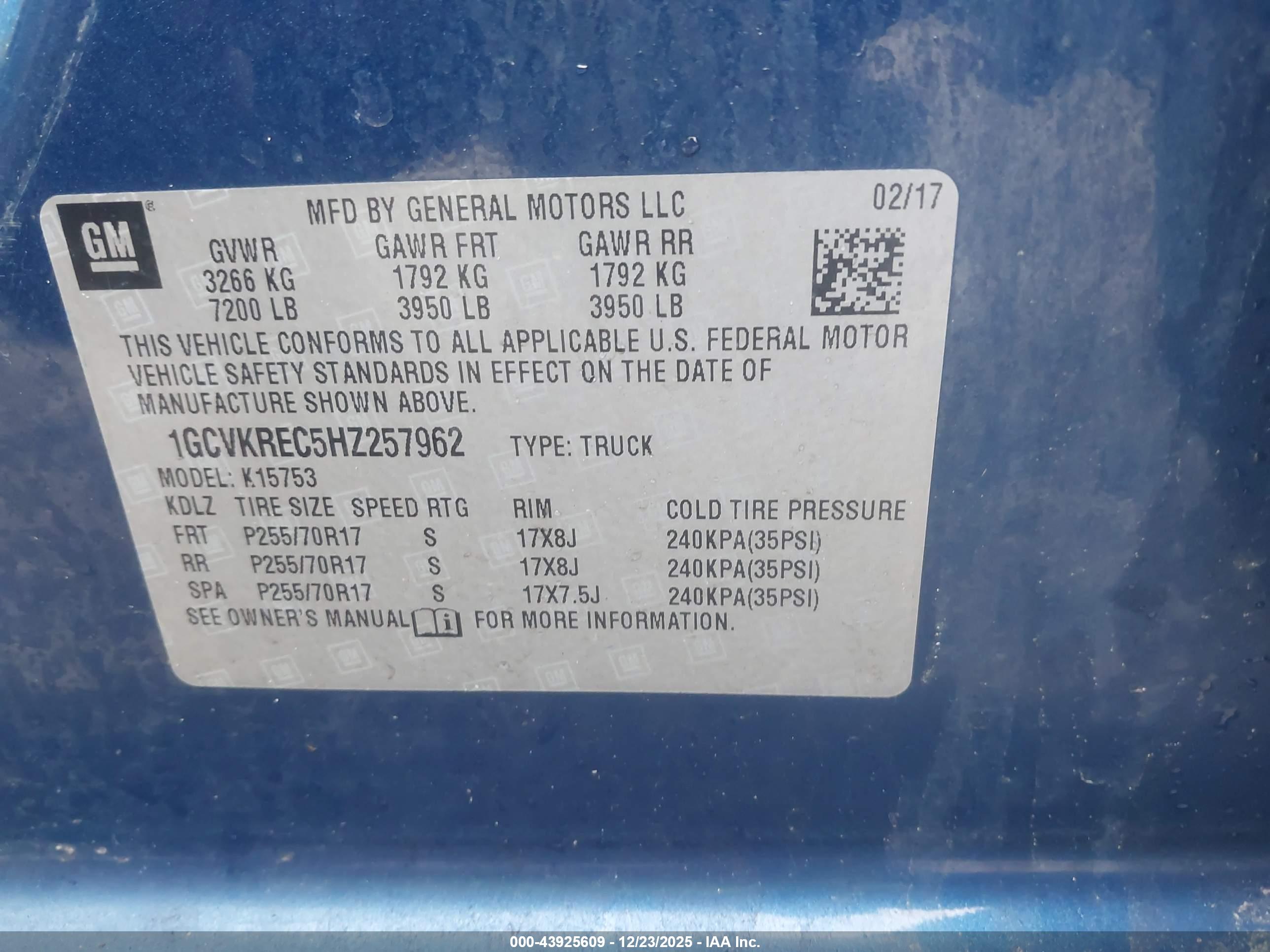 CHEVROLET SILVERADO image 9
