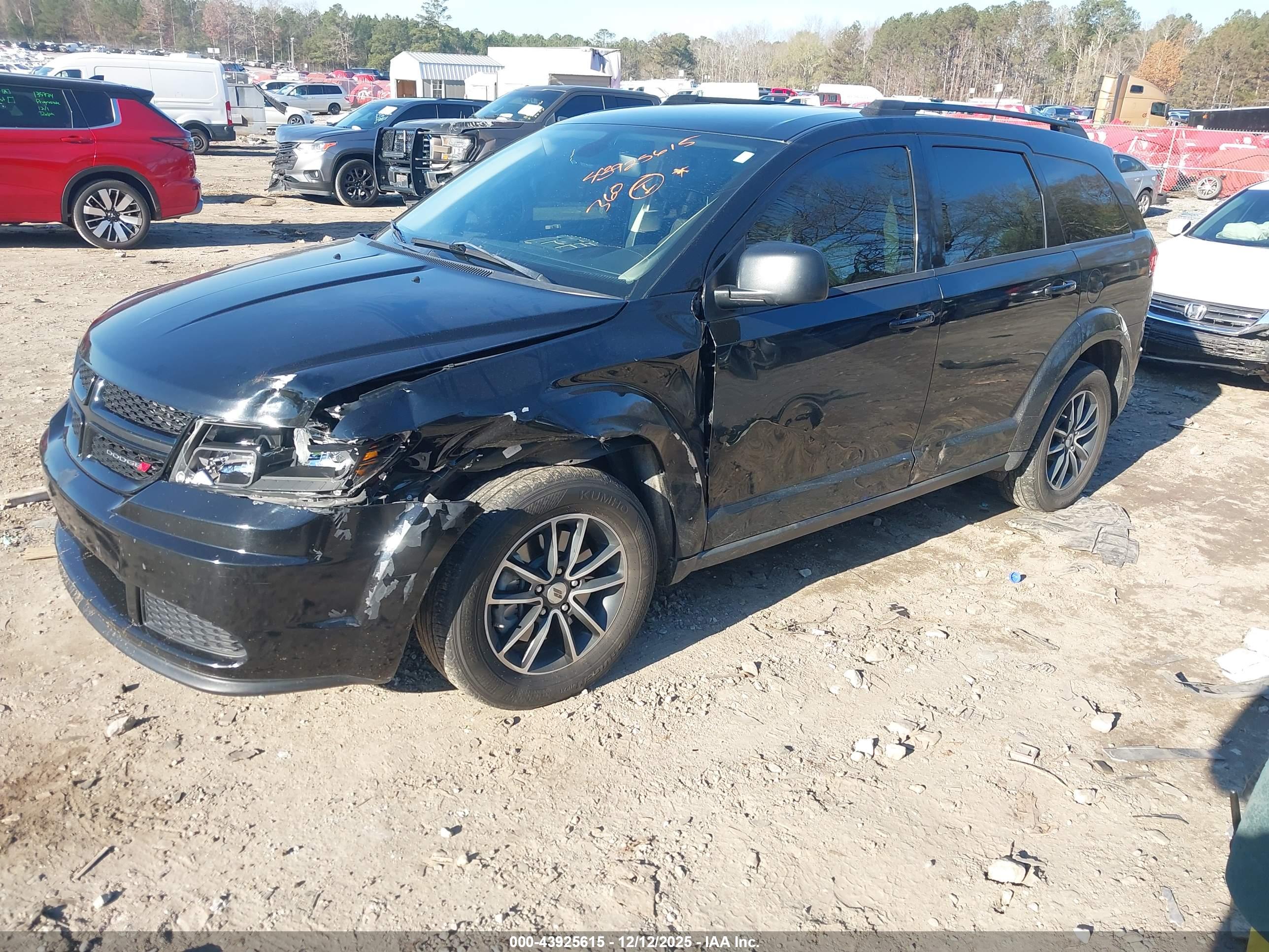 DODGE JOURNEY image 2
