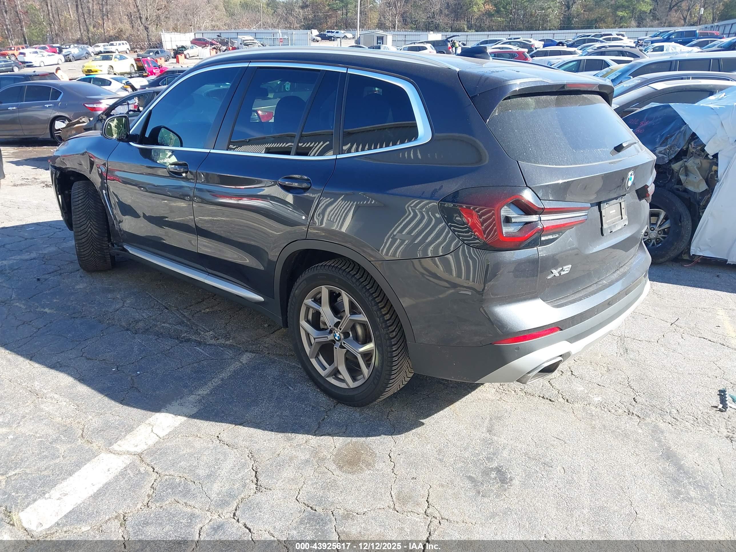 BMW X3 image 3
