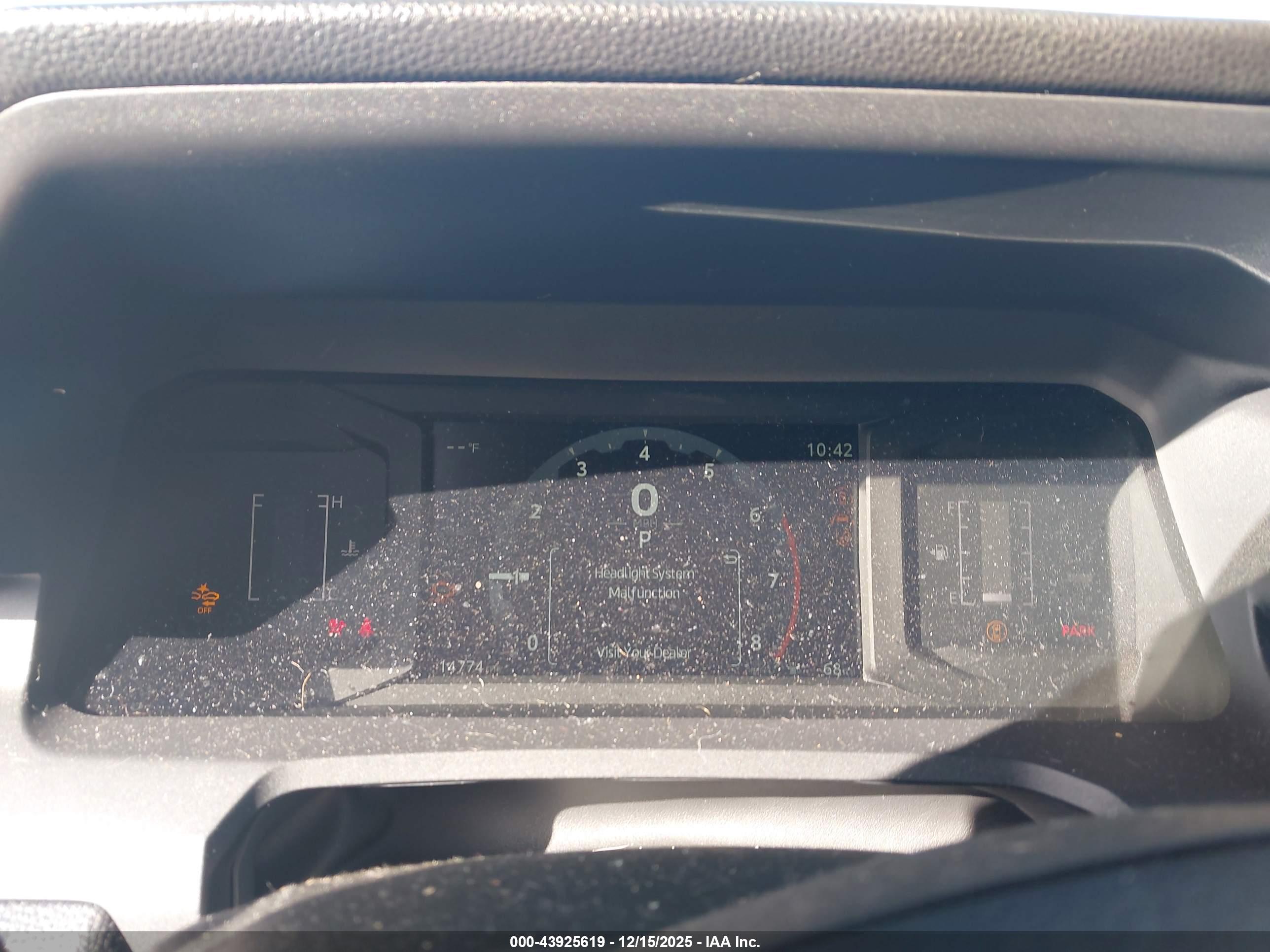 TOYOTA TACOMA image 7