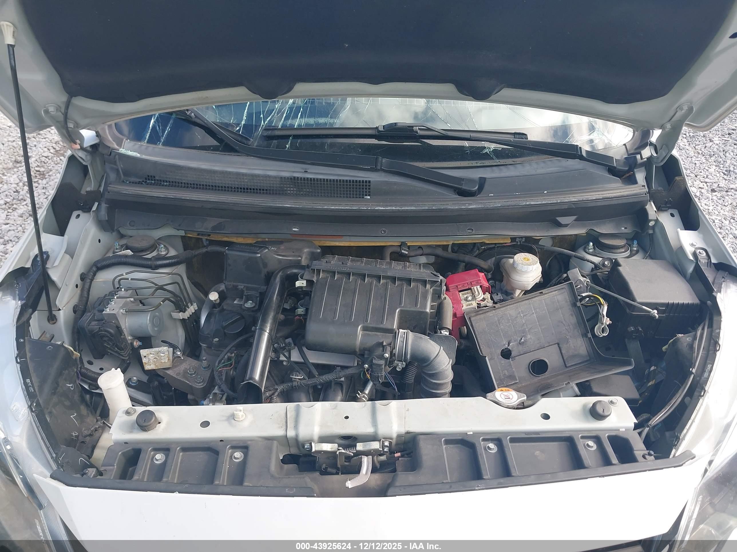 MITSUBISHI MIRAGE image 10