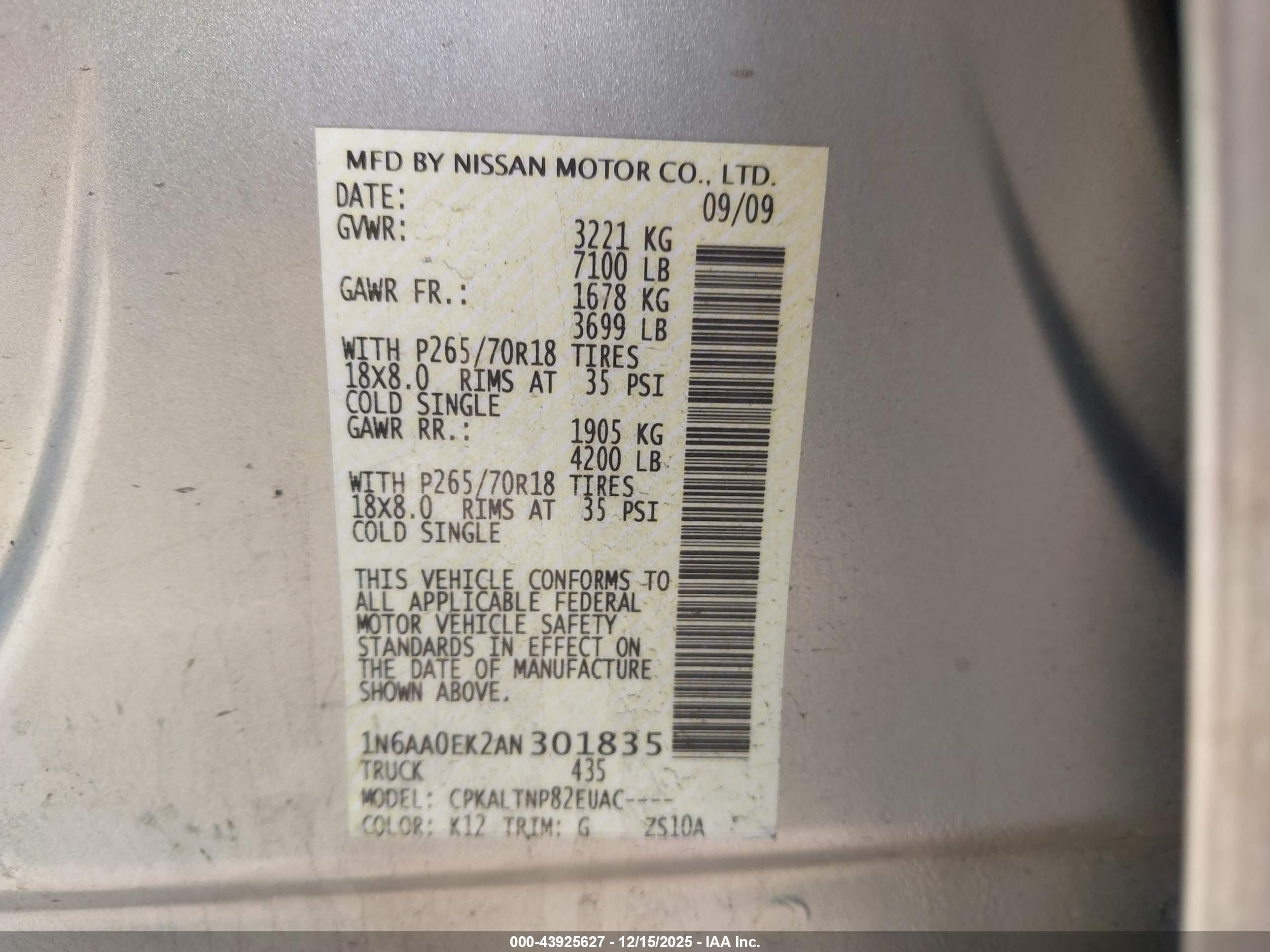 NISSAN TITAN image 9