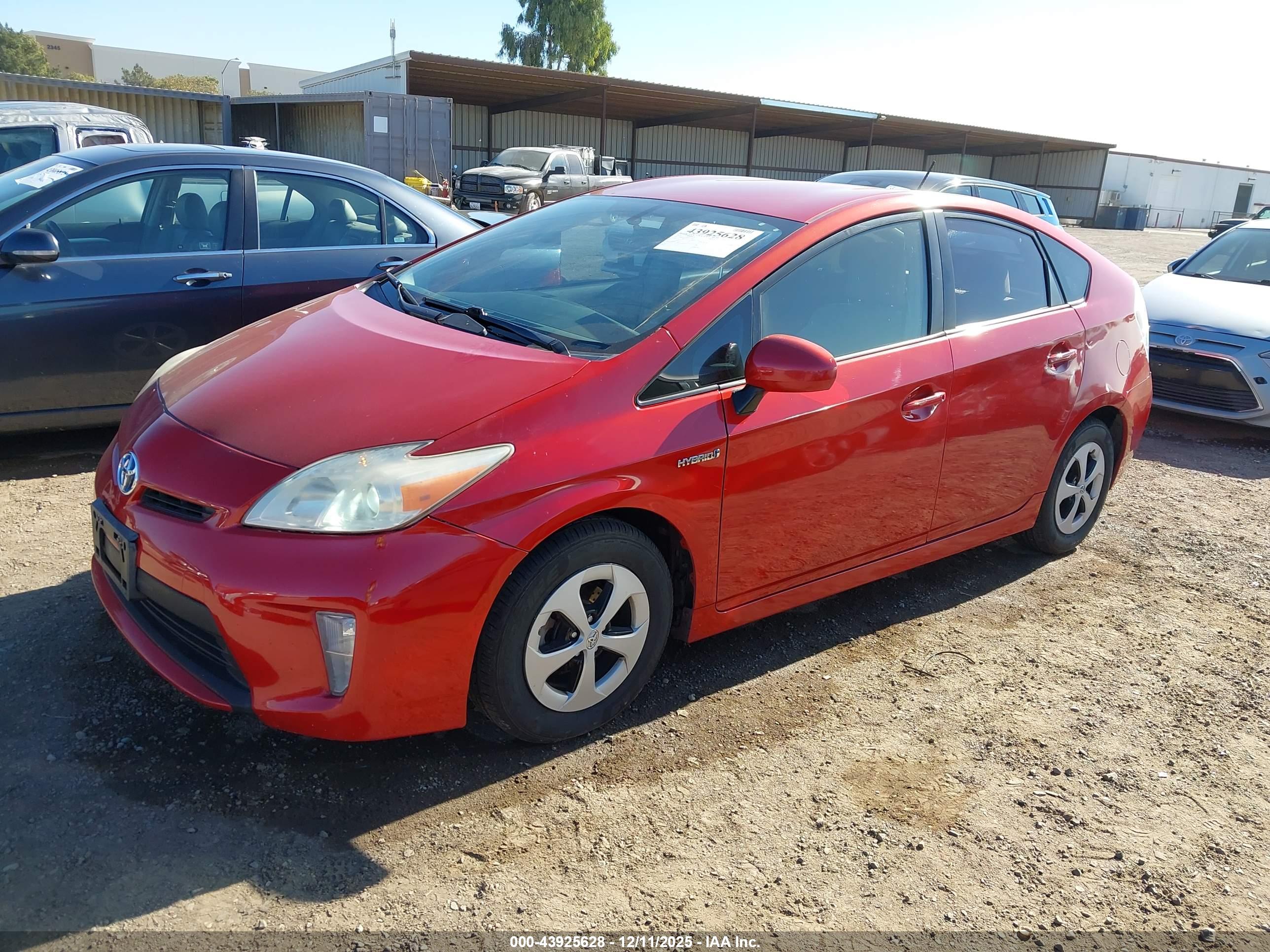 TOYOTA PRIUS image 2