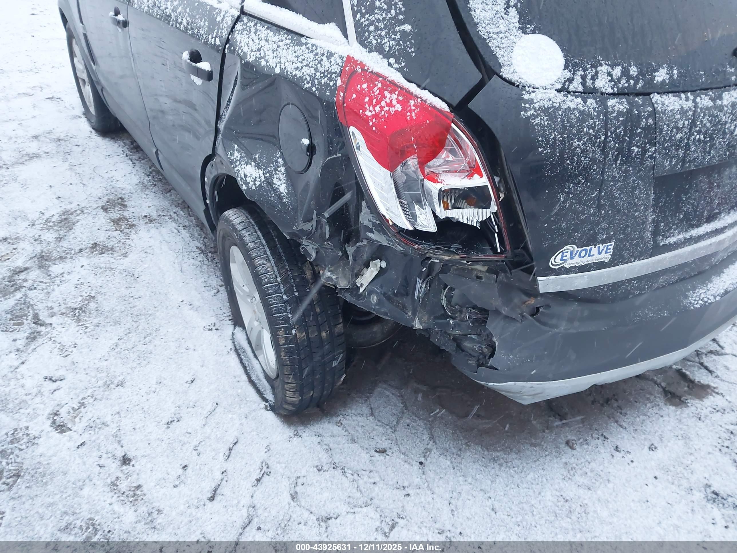CHEVROLET CAPTIVA image 6
