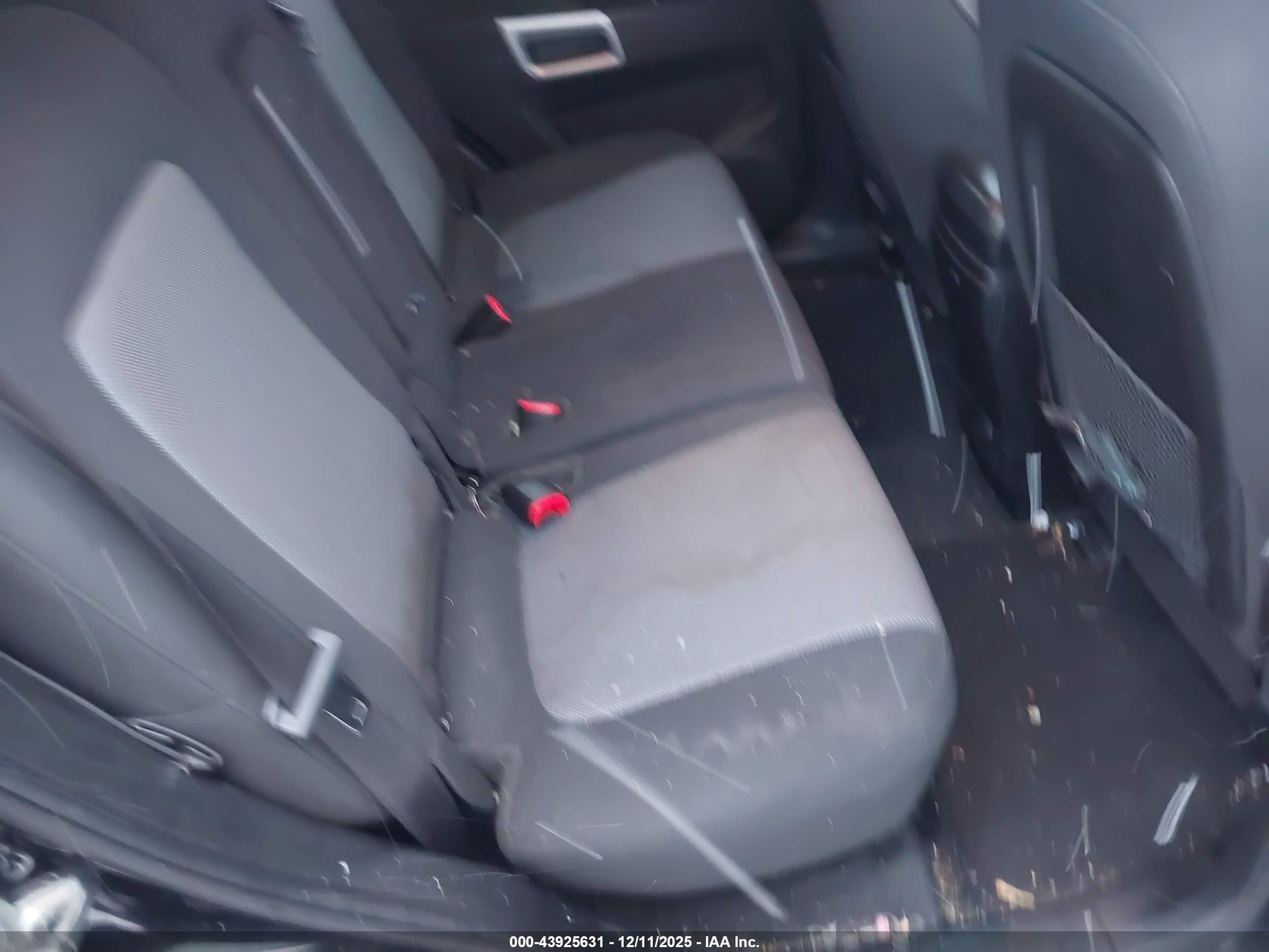 CHEVROLET CAPTIVA image 8