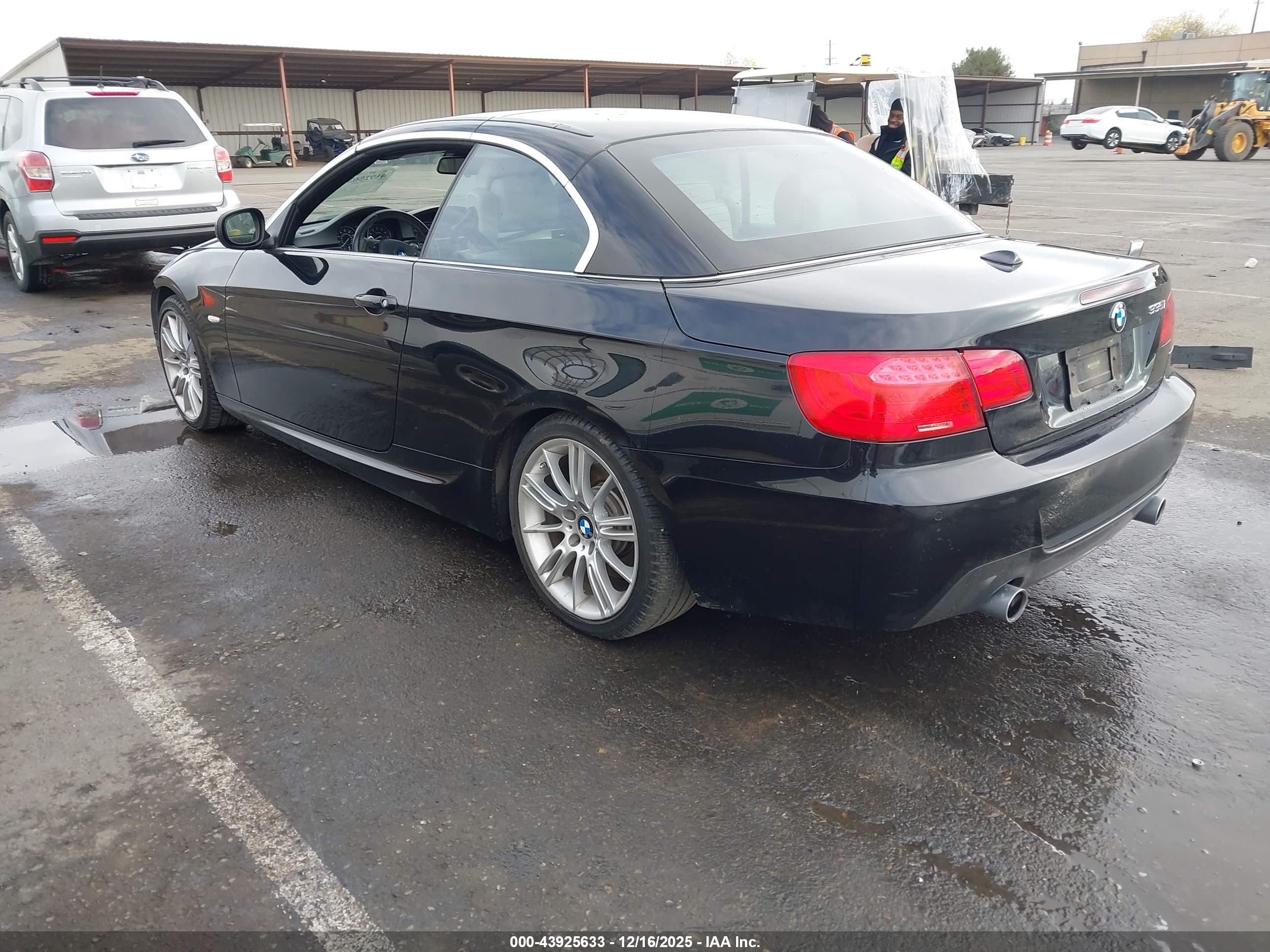 BMW 335I image 3
