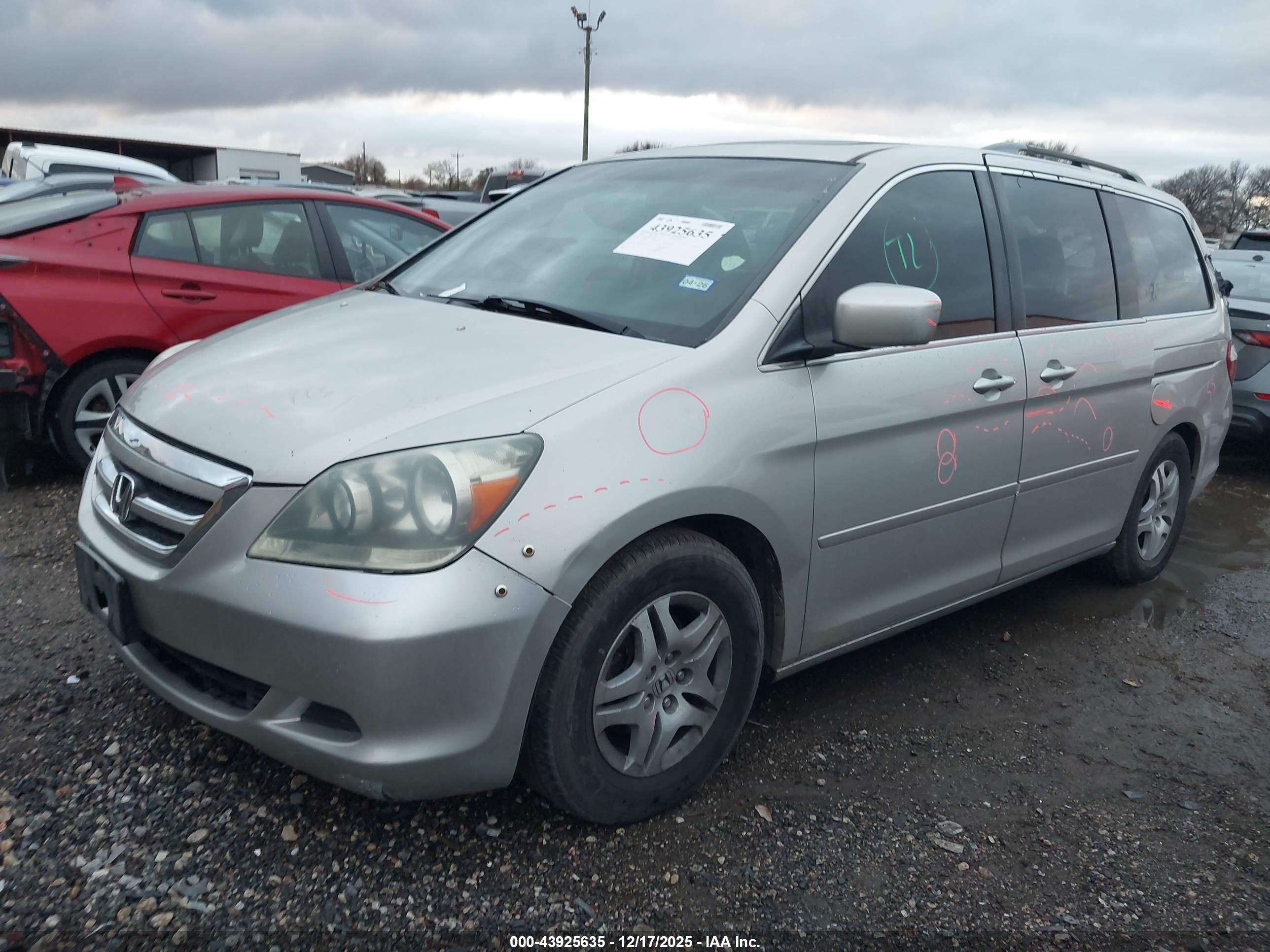HONDA ODYSSEY image 2