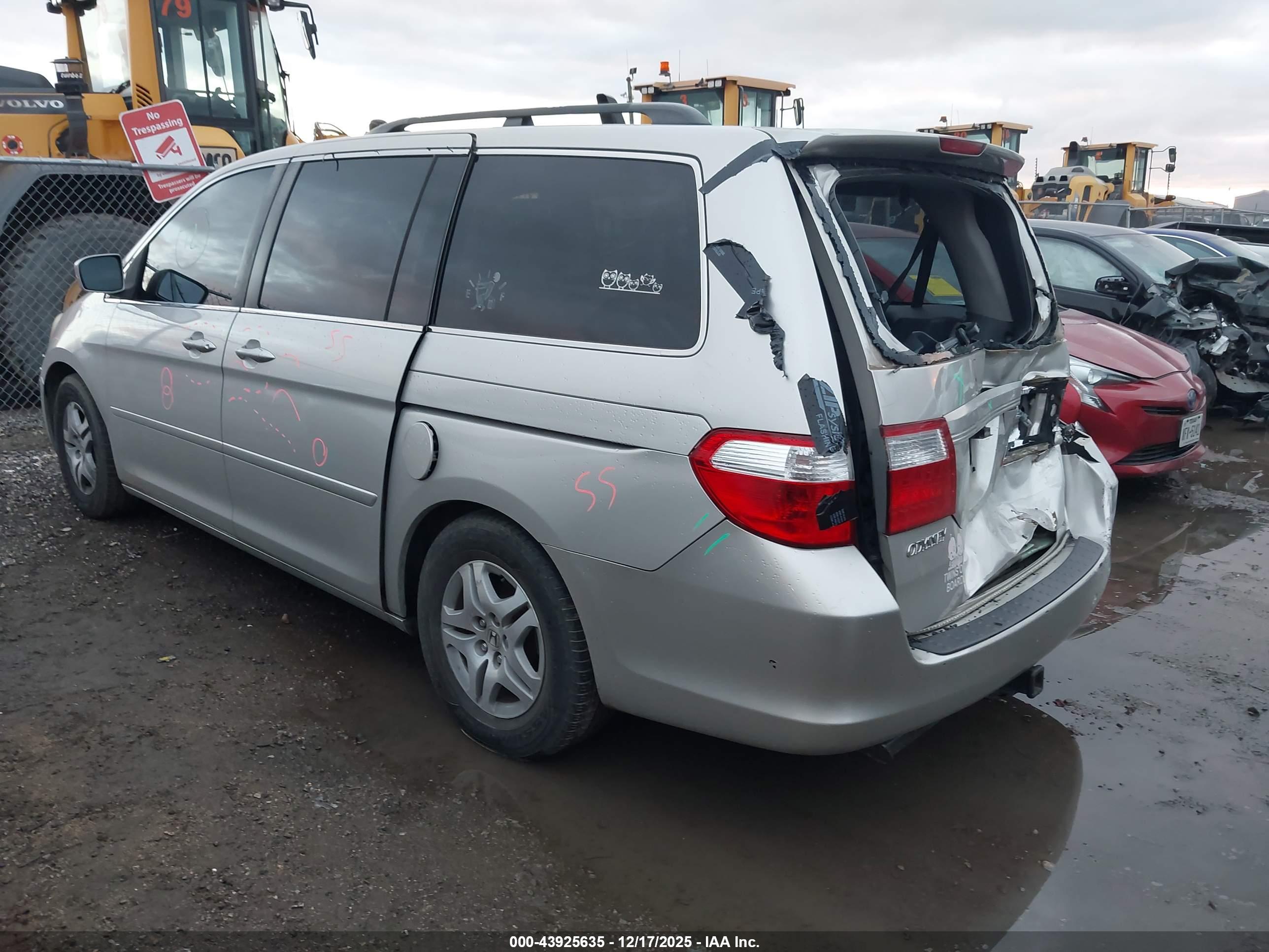 HONDA ODYSSEY image 3