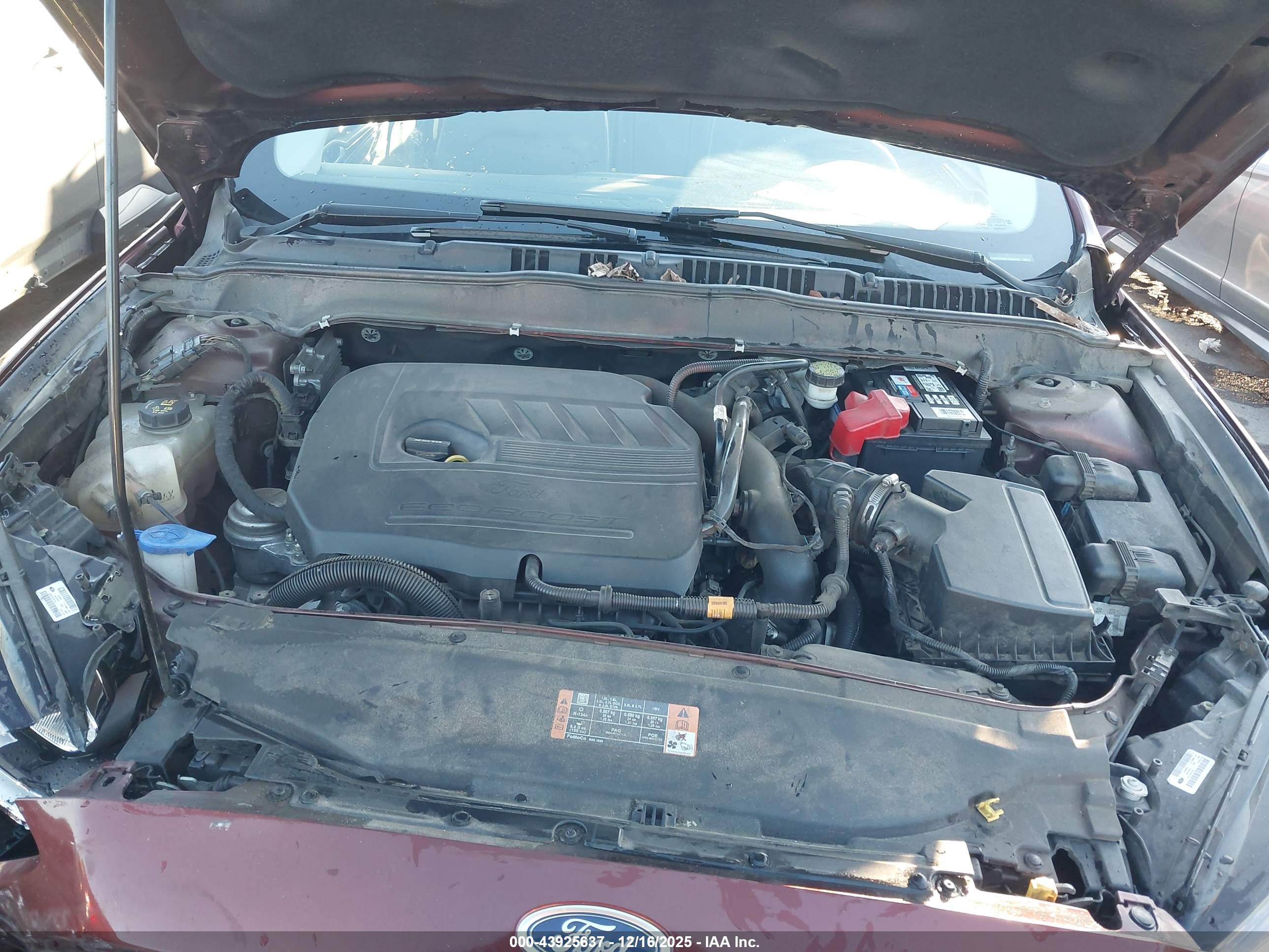 FORD FUSION image 10