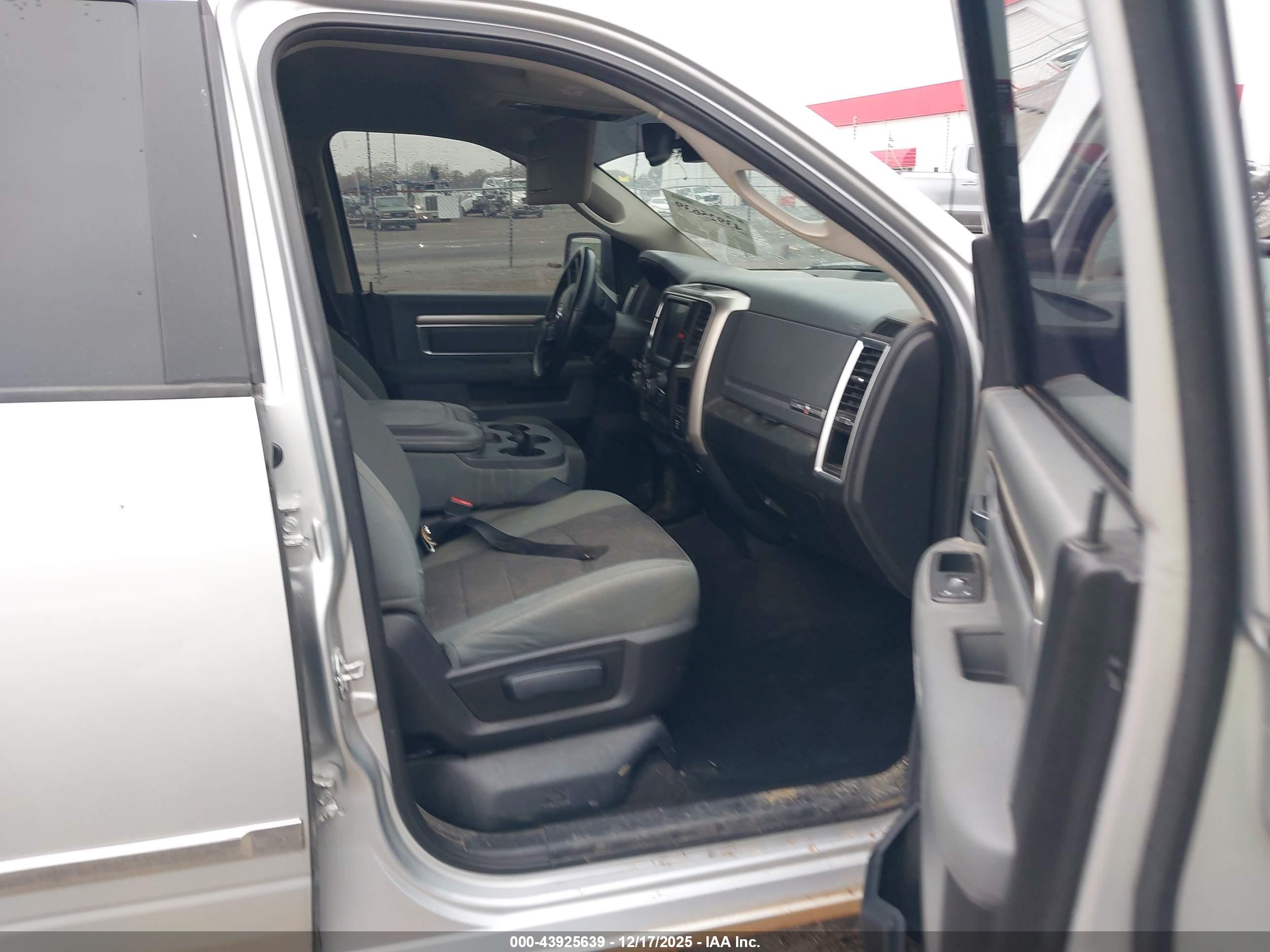 RAM 1500 image 5