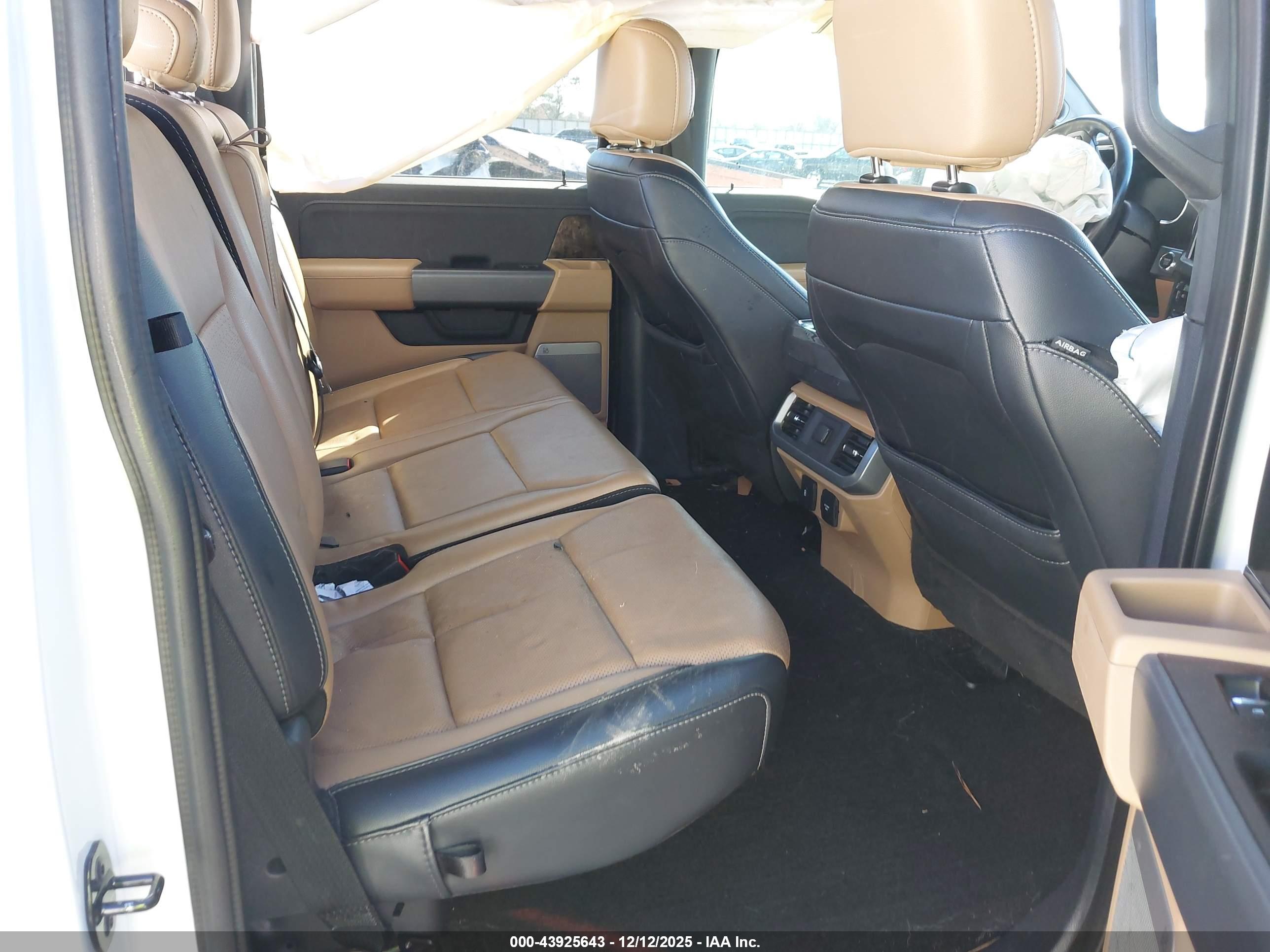 FORD F-150 image 8