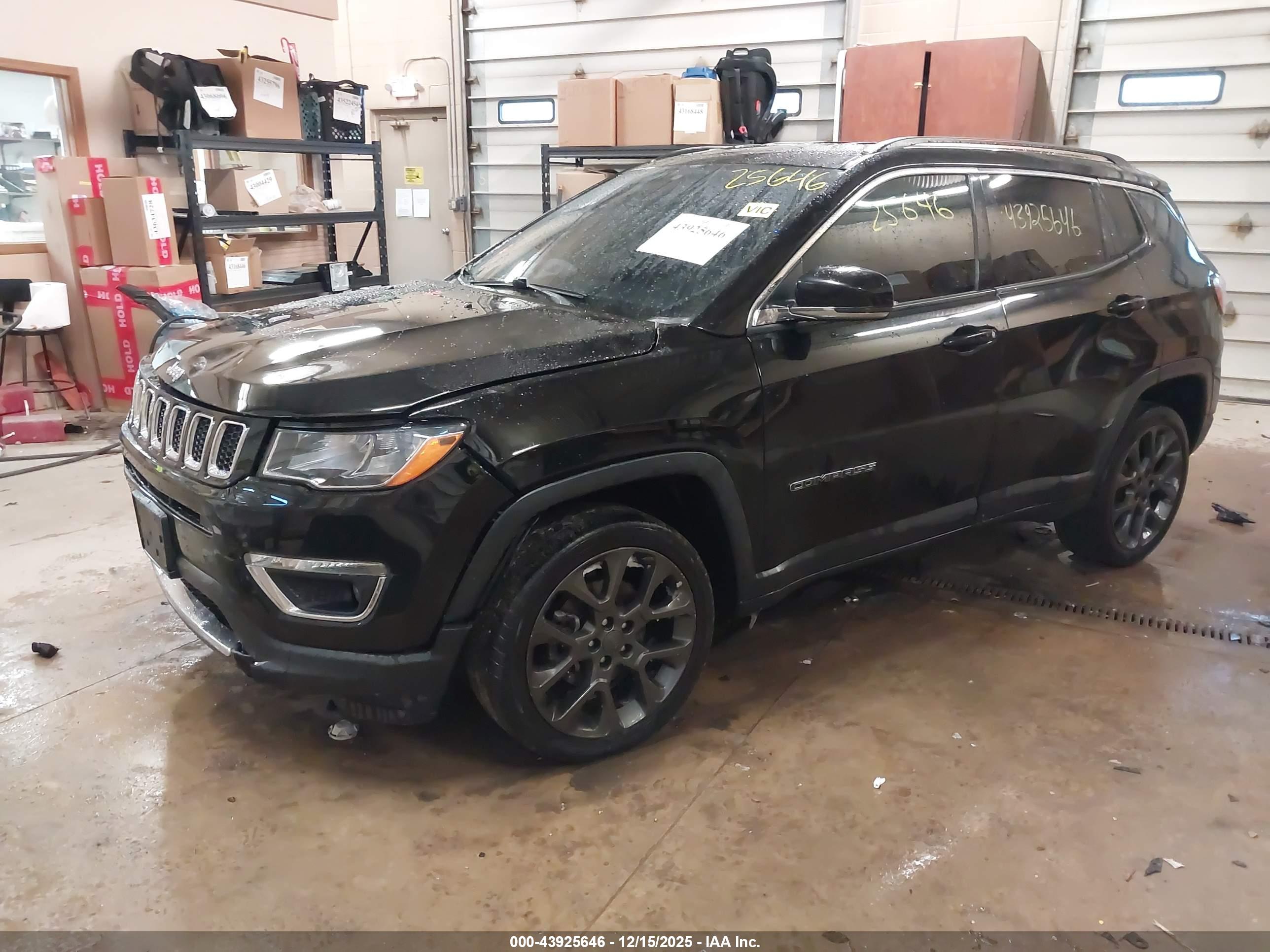 JEEP COMPASS image 2