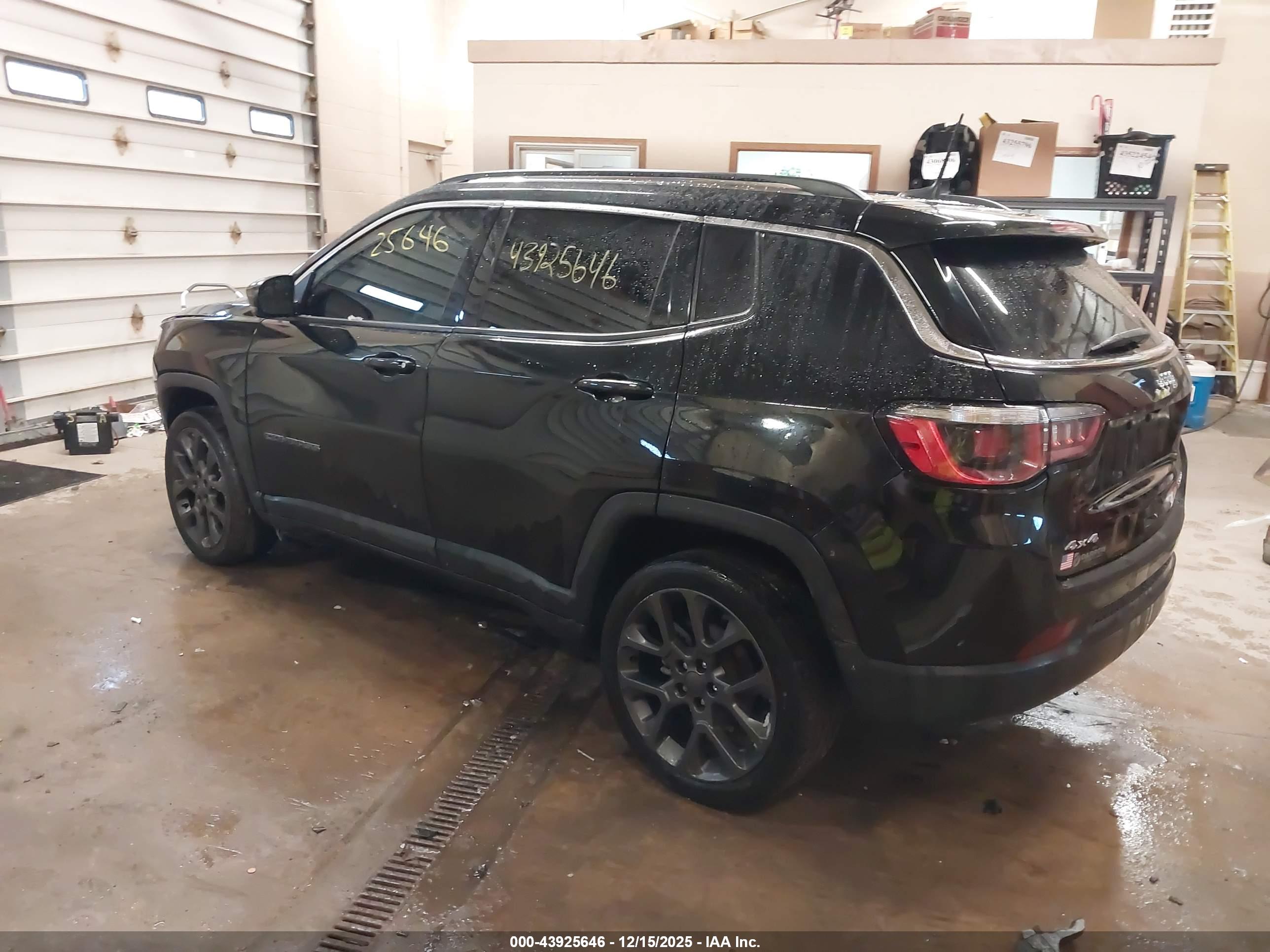 JEEP COMPASS image 3