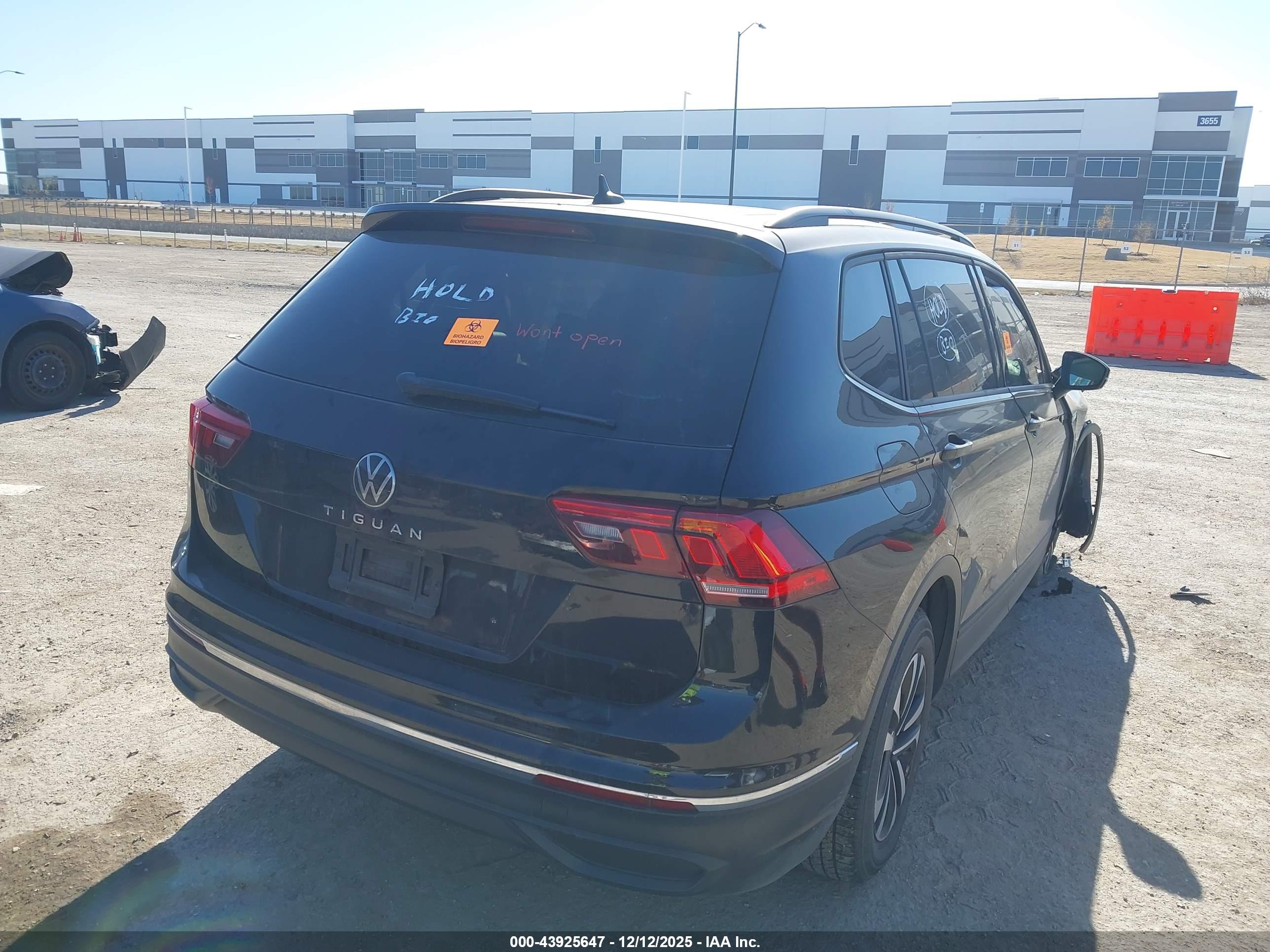 VOLKSWAGEN TIGUAN image 4