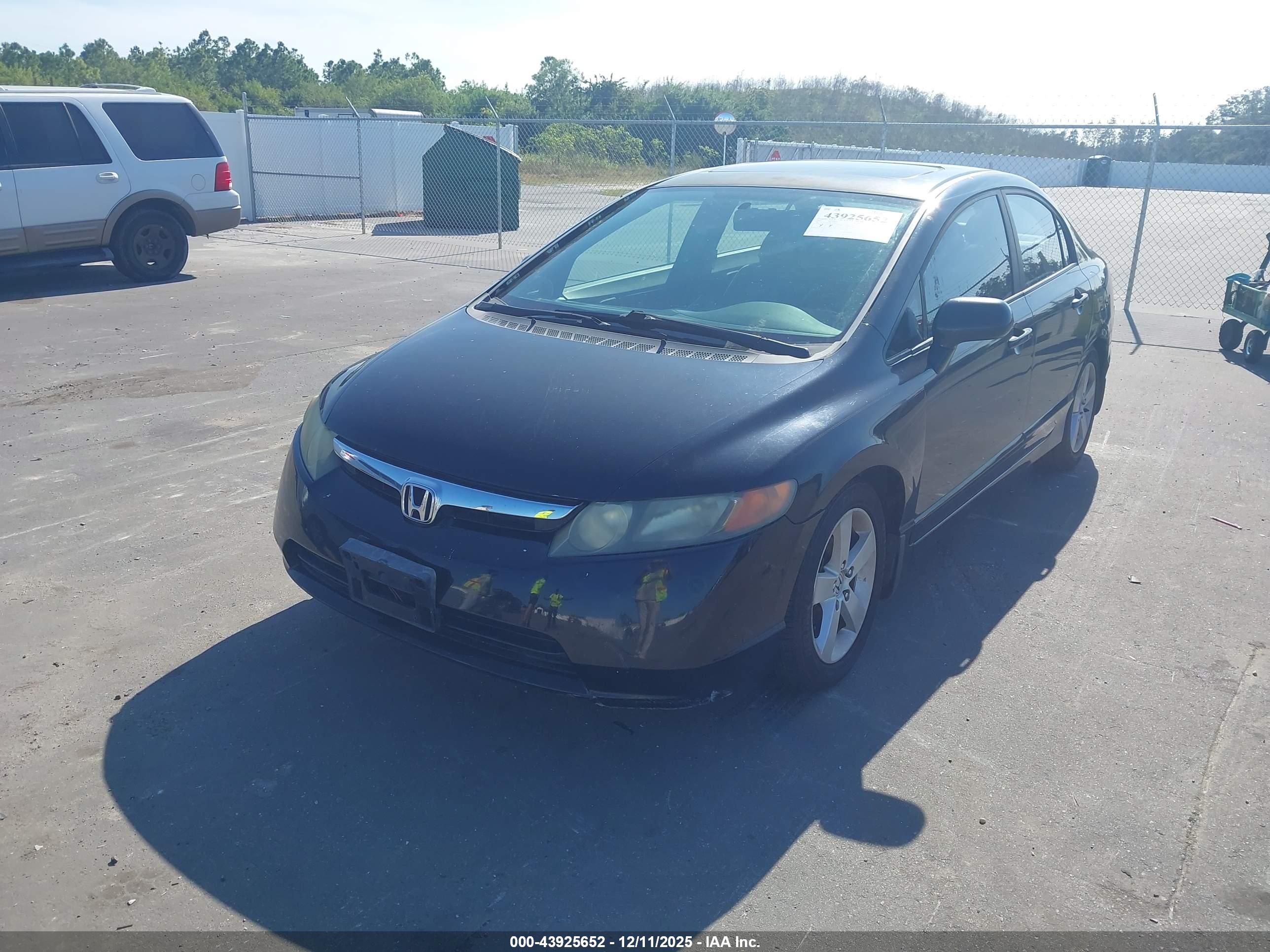 HONDA CIVIC image 2