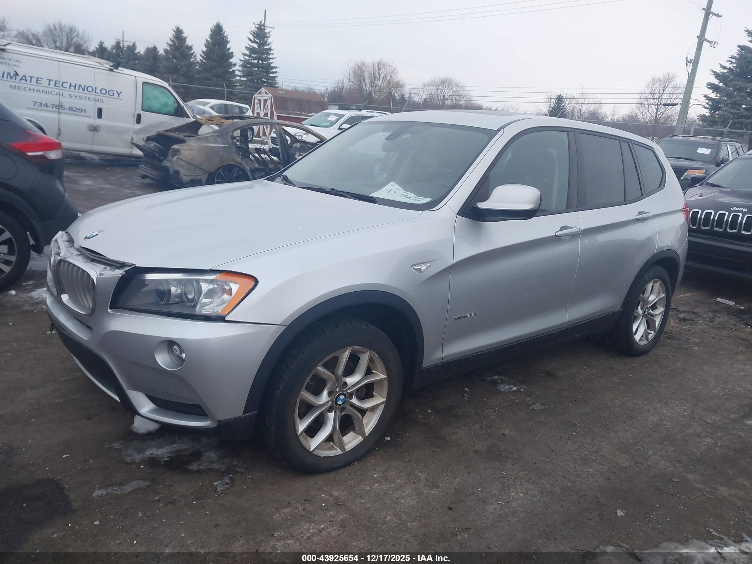 BMW X3 image 2