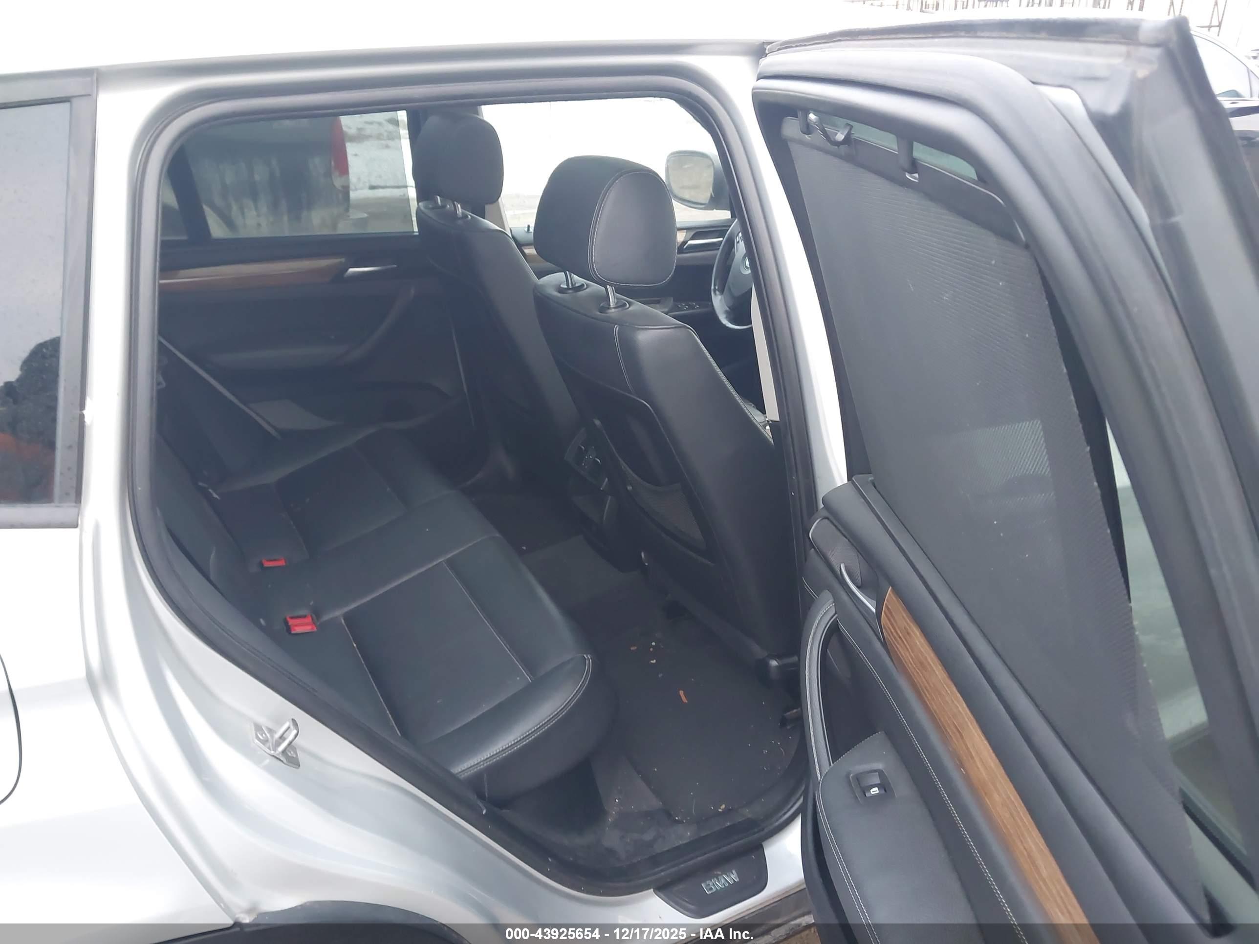BMW X3 image 8