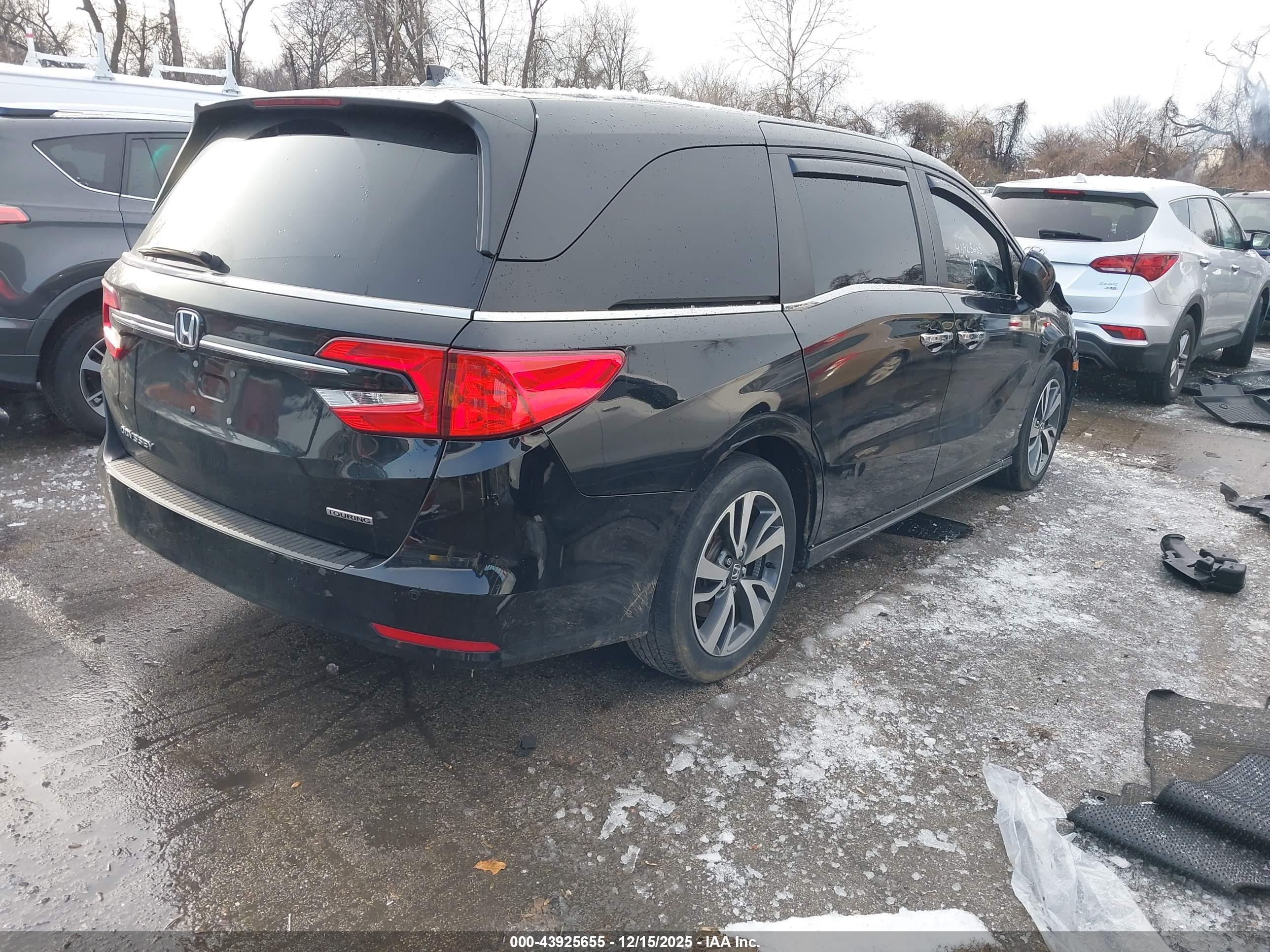 HONDA ODYSSEY image 4